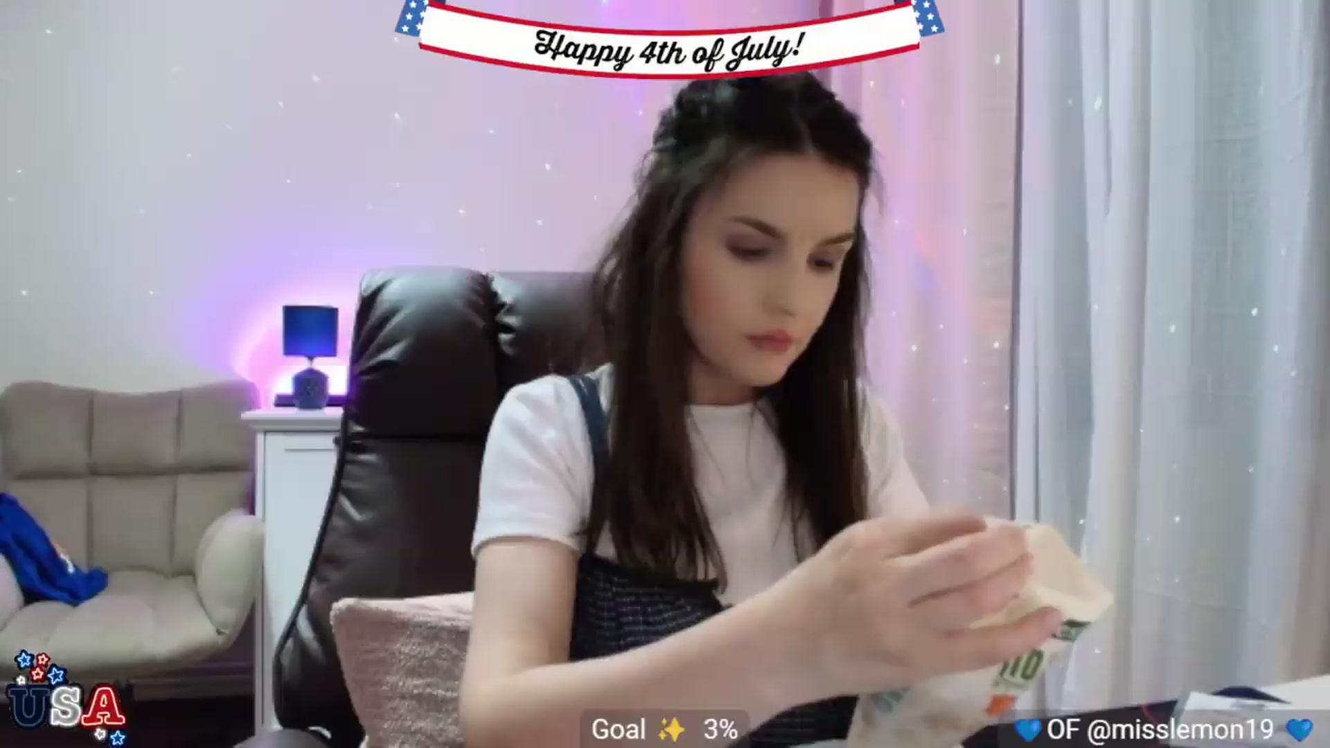 Gallery image thumbnail from YourStepSister's myfreecams stream on, 07/04/2026, 20:57 image 10 of 20