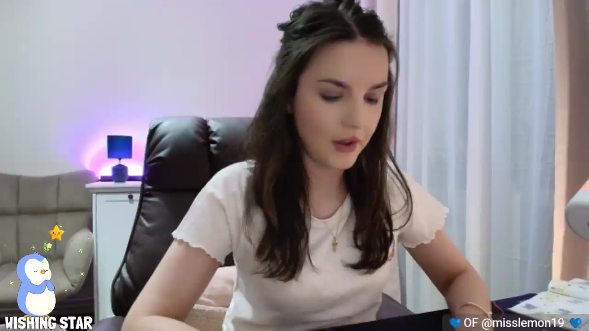 Gallery image thumbnail from YourStepSister's myfreecams stream on, 07/08/2026, 17:28 image 15 of 20