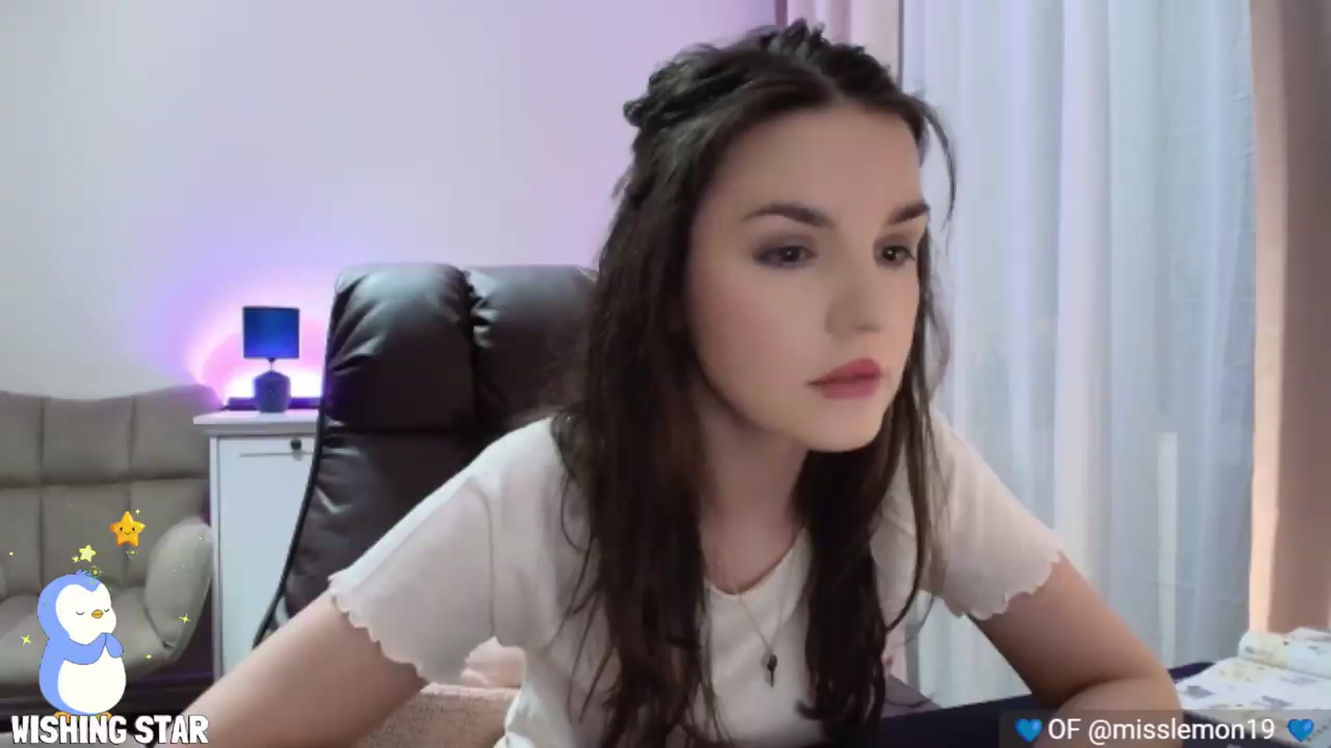 Gallery image thumbnail from YourStepSister's myfreecams stream on, 07/08/2026, 17:28 image 5 of 20