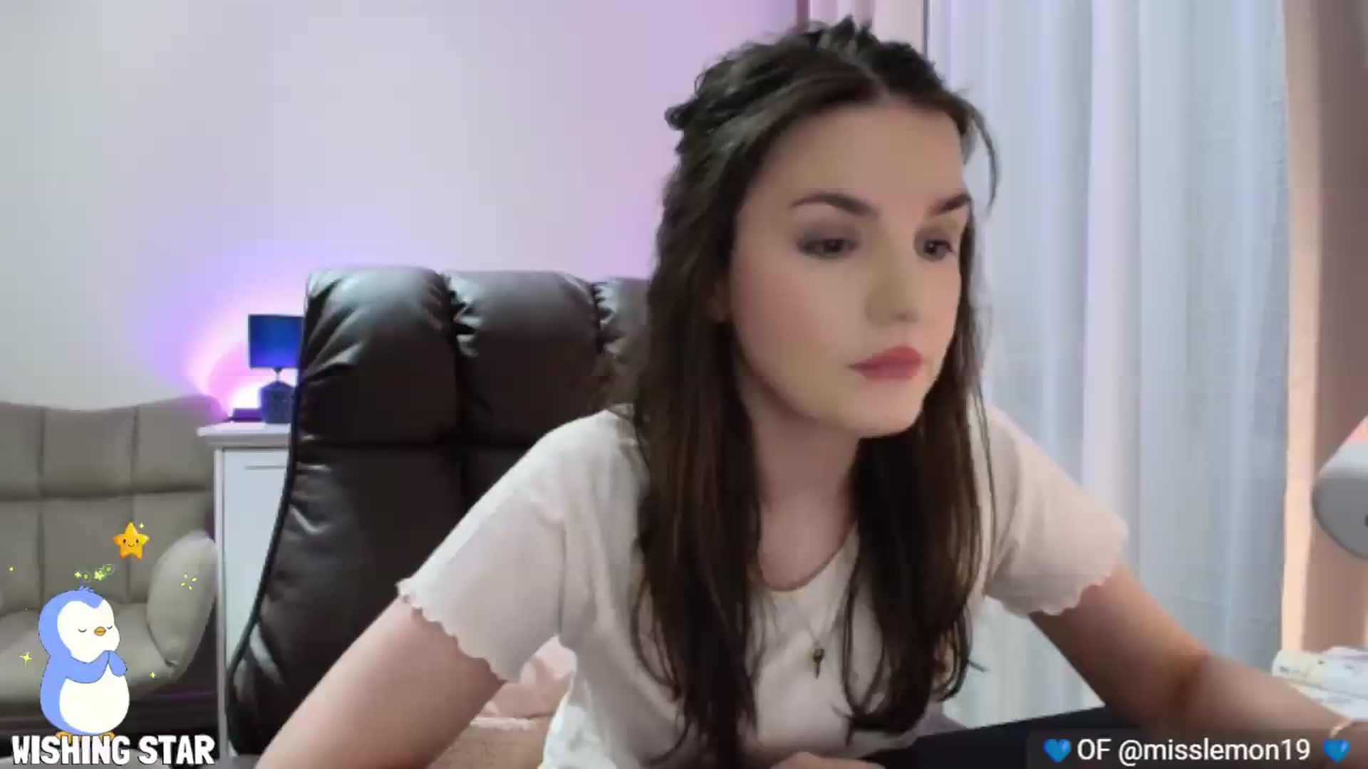 Gallery image thumbnail from YourStepSister's myfreecams stream on, 07/08/2026, 17:28 image 18 of 20