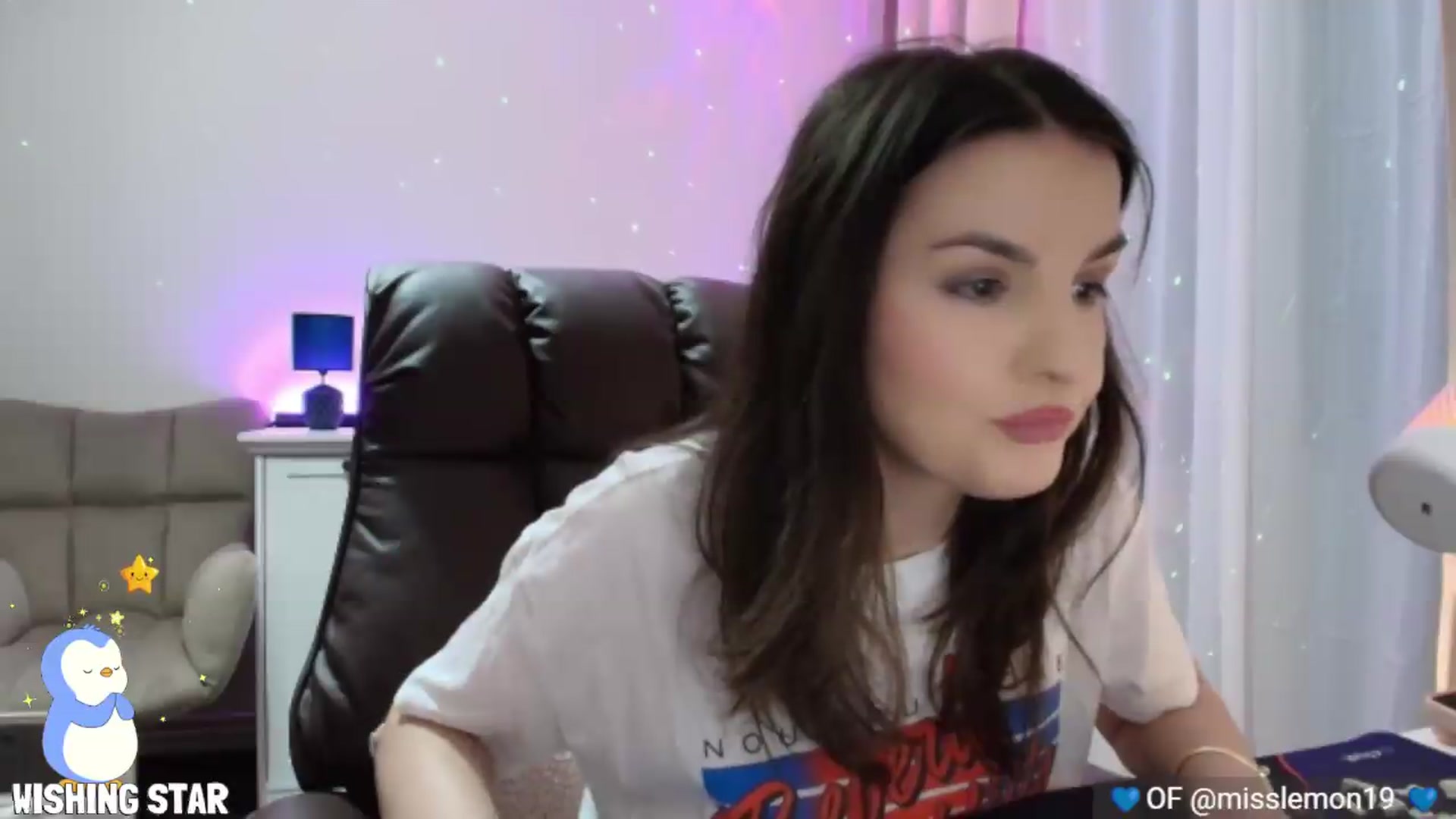 Gallery image thumbnail from YourStepSister's myfreecams stream on, 07/10/2026, 18:29 image 9 of 20