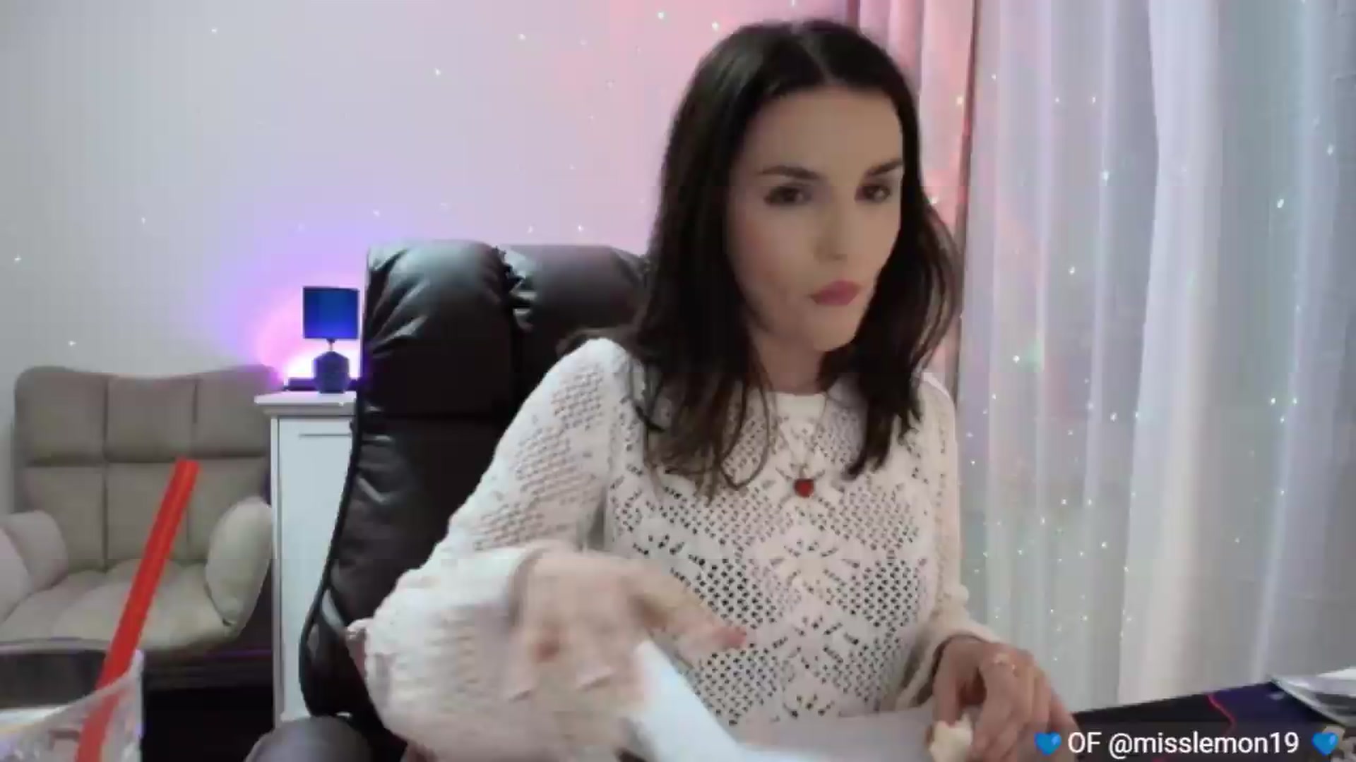 Gallery image thumbnail from YourStepSister's myfreecams stream on, 07/11/2026, 21:03 image 9 of 20