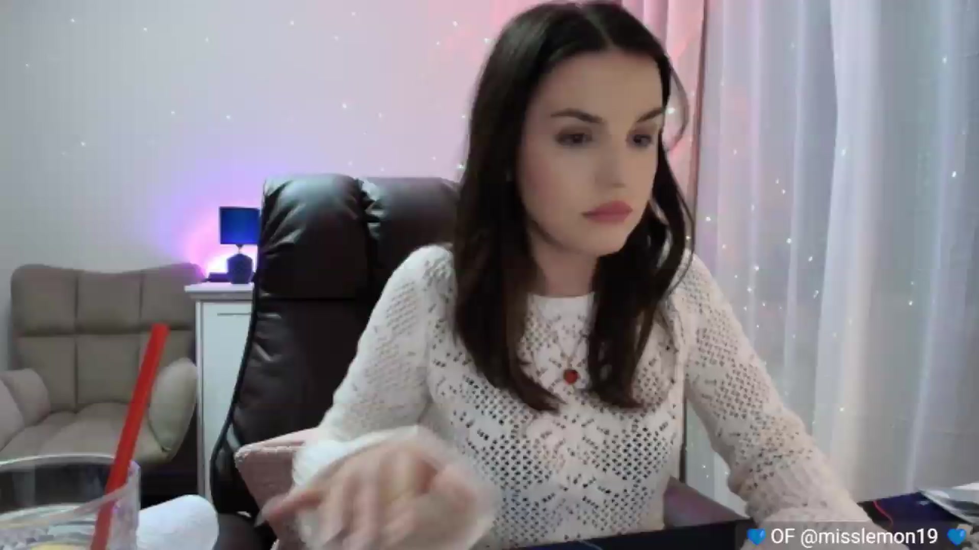 Gallery image thumbnail from YourStepSister's myfreecams stream on, 07/11/2026, 21:03 image 12 of 20