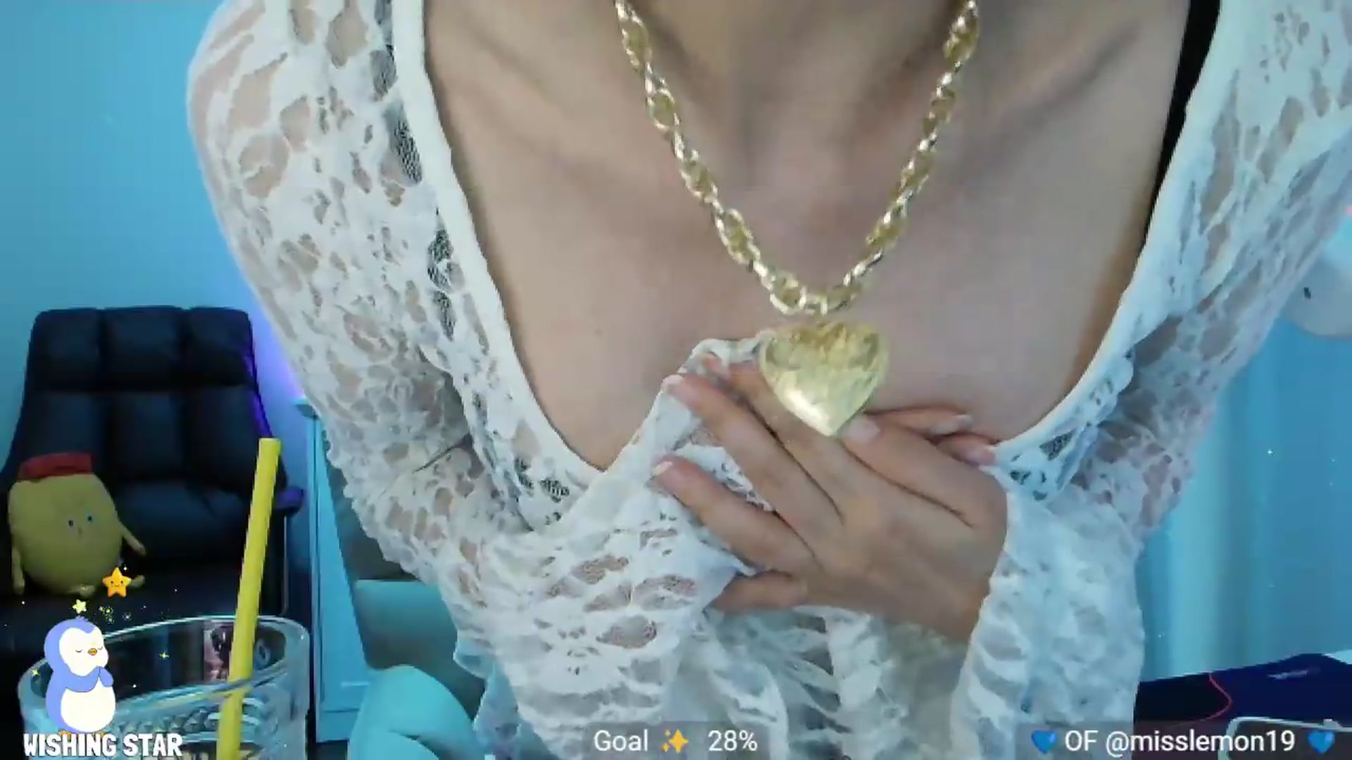 Gallery image thumbnail from YourStepSister's myfreecams stream on, 08/01/2026, 19:10 image 11 of 20