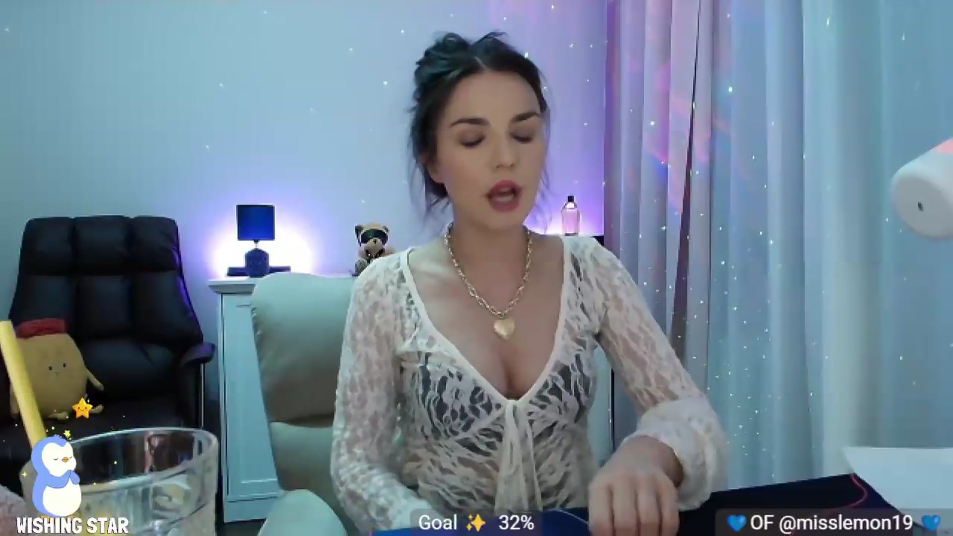 Gallery image thumbnail from YourStepSister's myfreecams stream on, 08/01/2026, 19:10 image 19 of 20