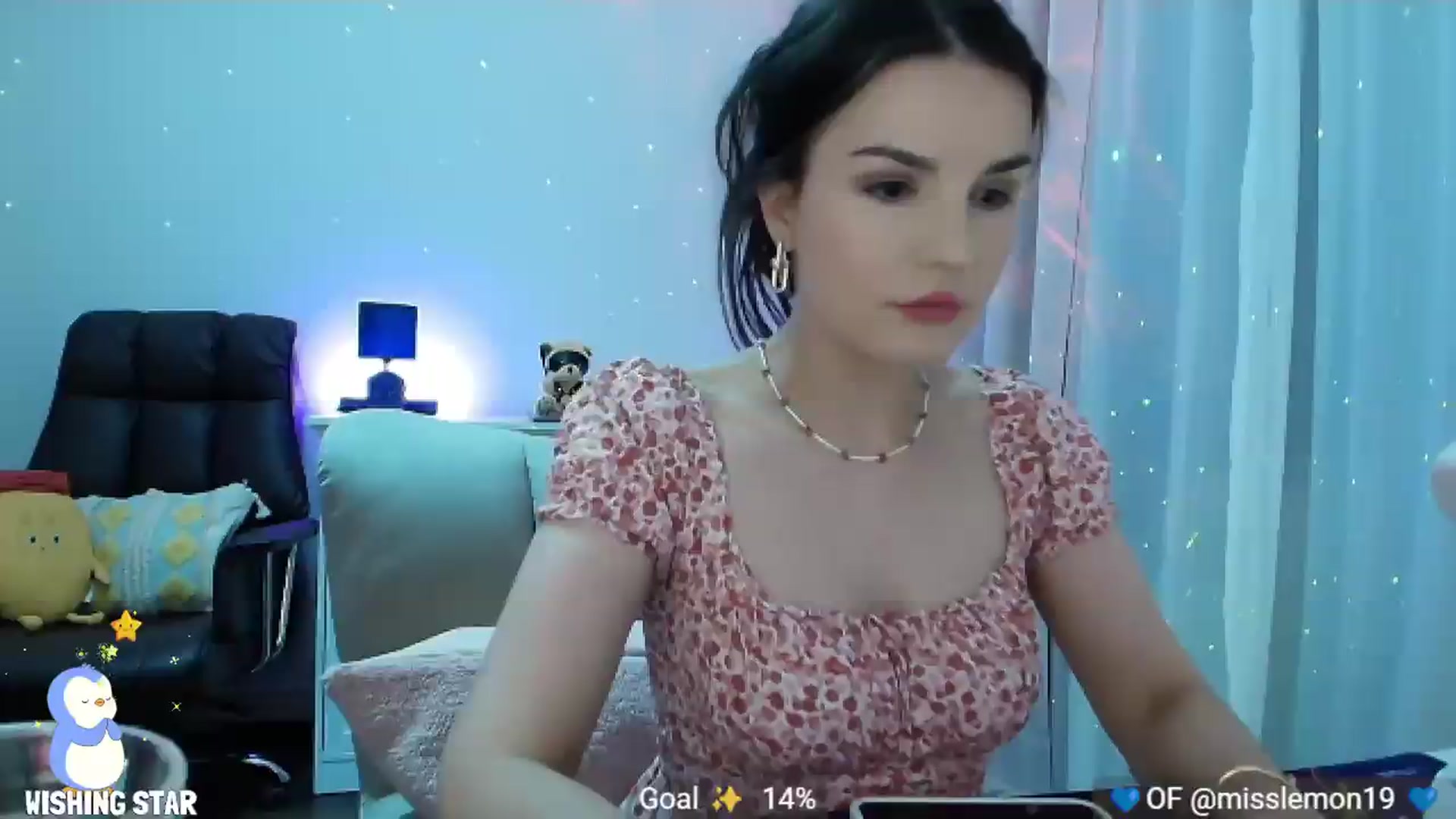Gallery image thumbnail from YourStepSister's myfreecams stream on, 08/07/2026, 17:27 image 5 of 20