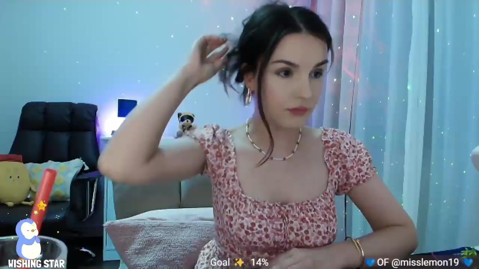 Gallery image thumbnail from YourStepSister's myfreecams stream on, 08/07/2026, 20:34 image 3 of 20