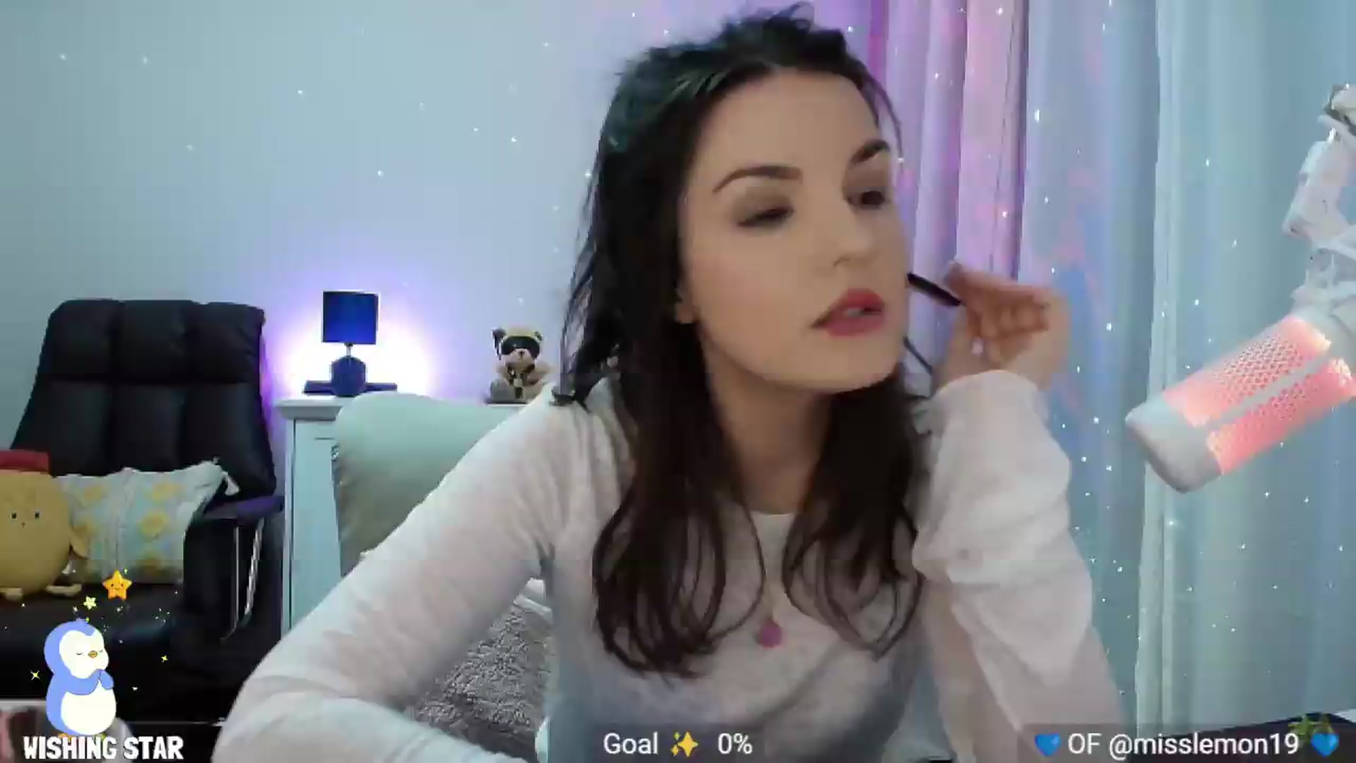 Gallery image thumbnail from YourStepSister's myfreecams stream on, 08/08/2026, 18:09 image 3 of 20