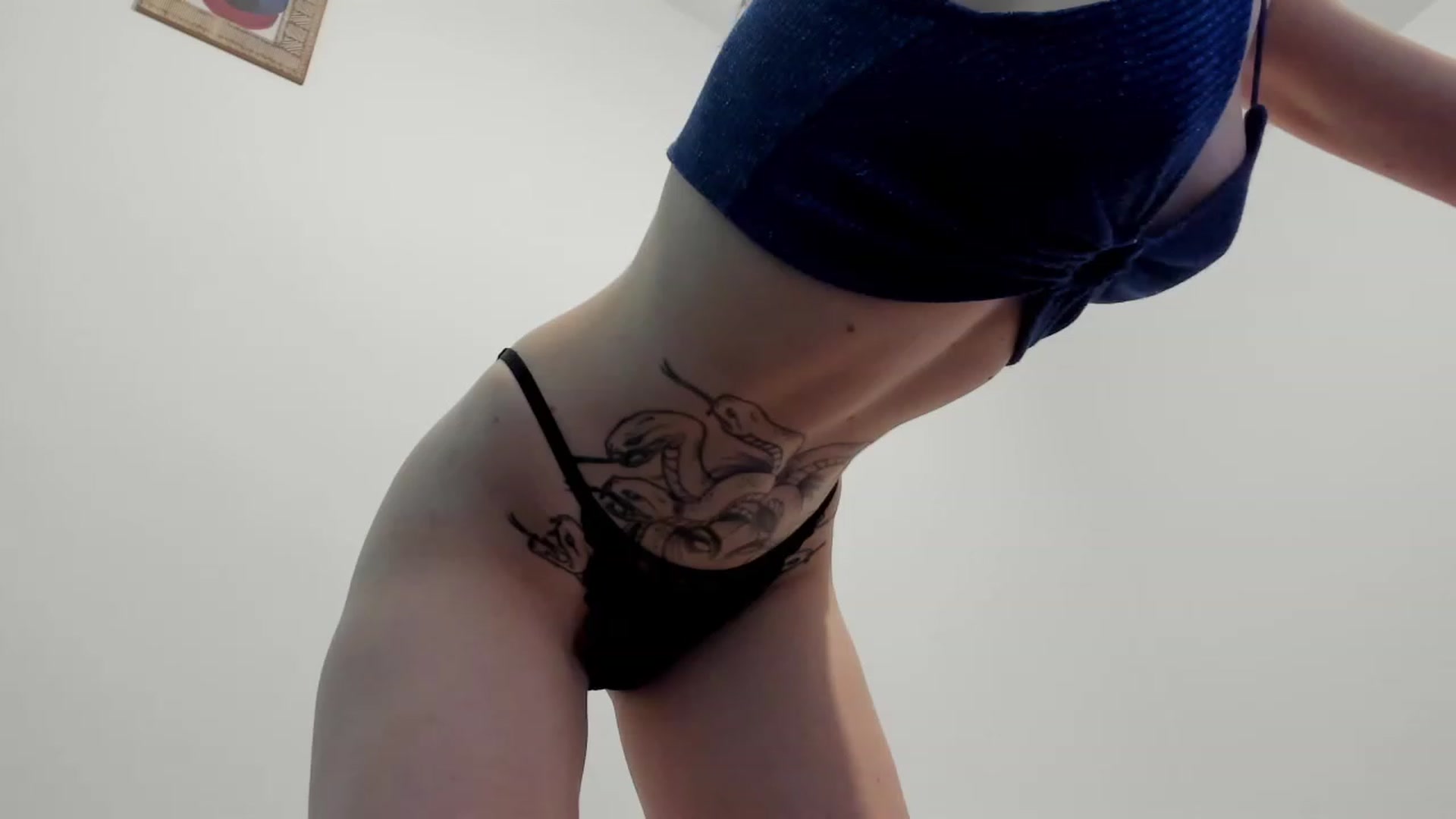 Gallery image thumbnail from YourTinyAngel's myfreecams stream on, 09/20/2023, 01:03 image 18 of 20