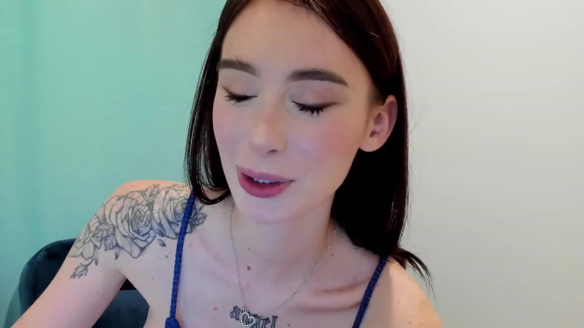 Gallery image thumbnail from YourTinyAngel's myfreecams stream on, 09/20/2023, 03:06 image 5 of 20