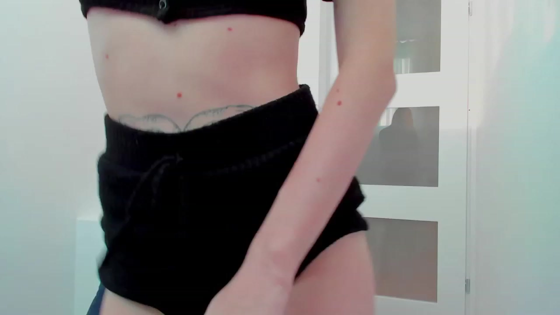 Gallery image thumbnail from YourTinyAngel's myfreecams stream on, 09/24/2023, 16:54 image 4 of 20
