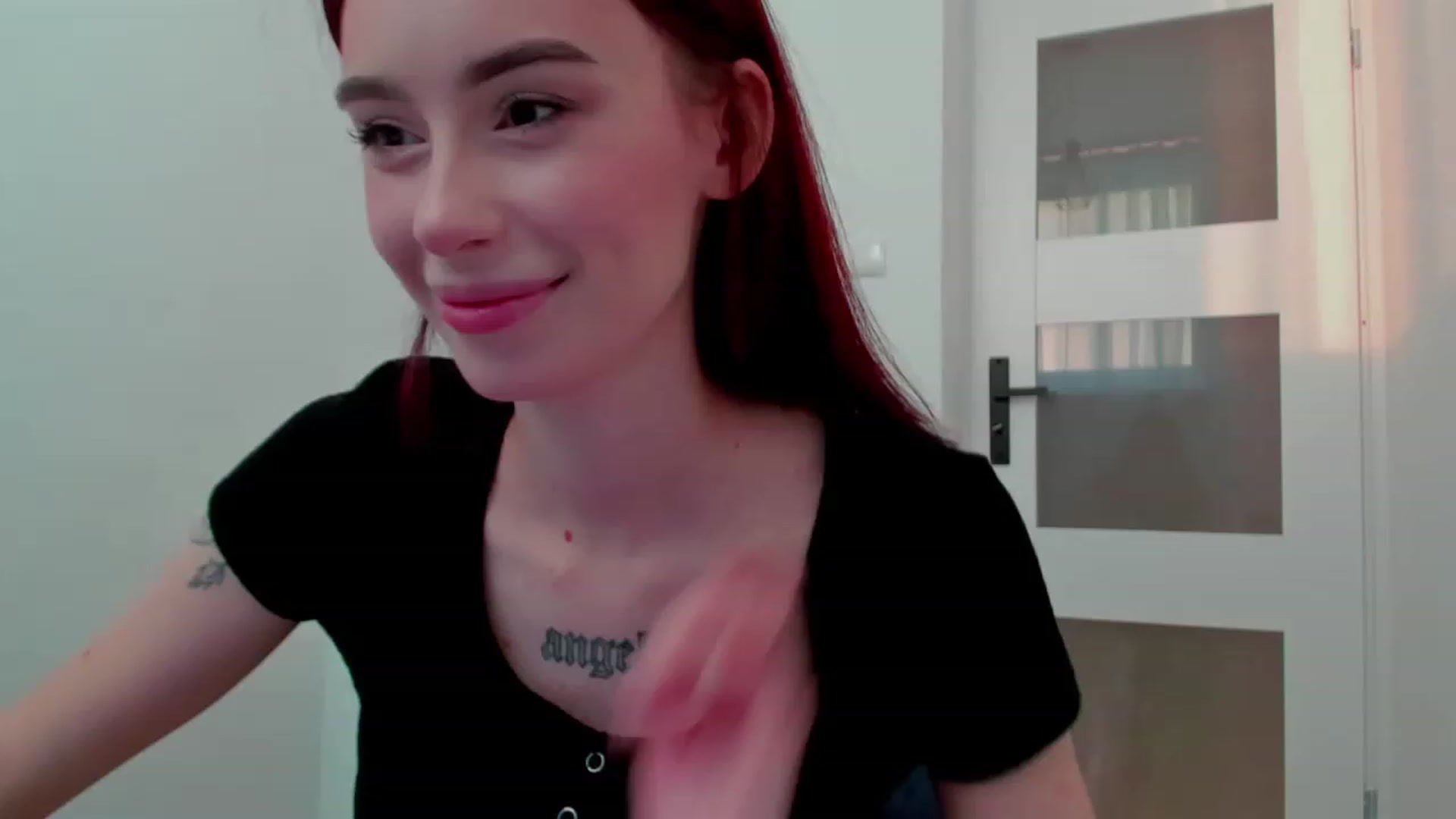 Gallery image thumbnail from YourTinyAngel's myfreecams stream on, 09/24/2023, 16:54 image 6 of 20