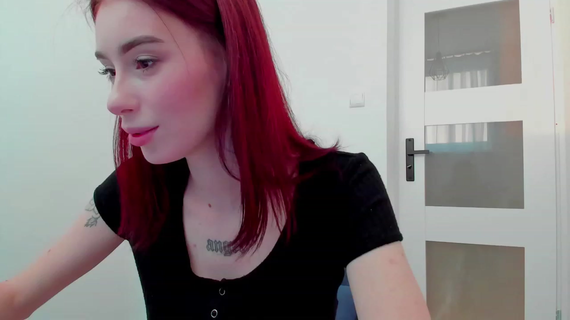 Gallery image thumbnail from YourTinyAngel's myfreecams stream on, 09/24/2023, 16:54 image 7 of 20