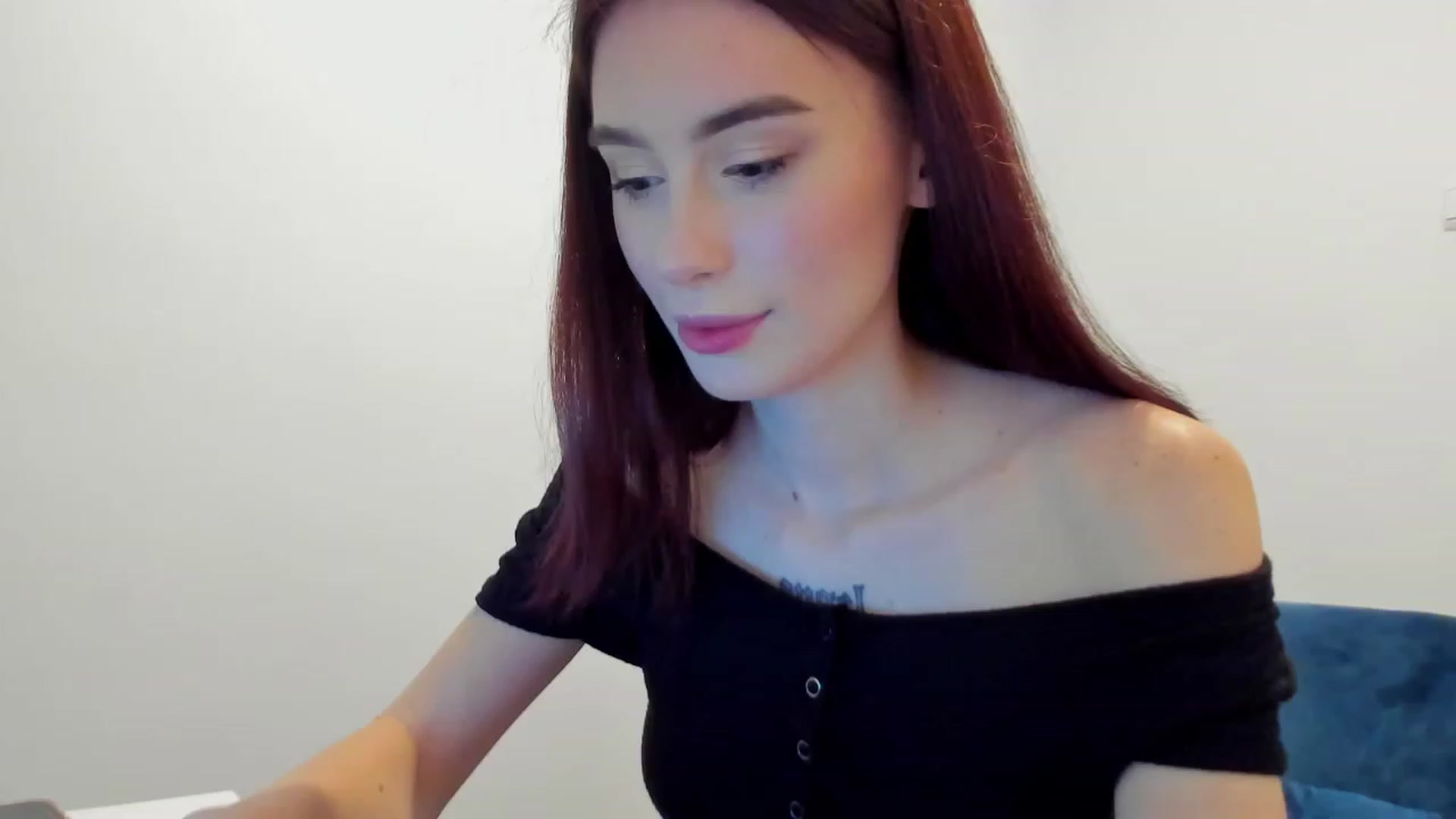 Gallery image thumbnail from YourTinyAngel's myfreecams stream on, 09/24/2023, 18:24 image 3 of 20