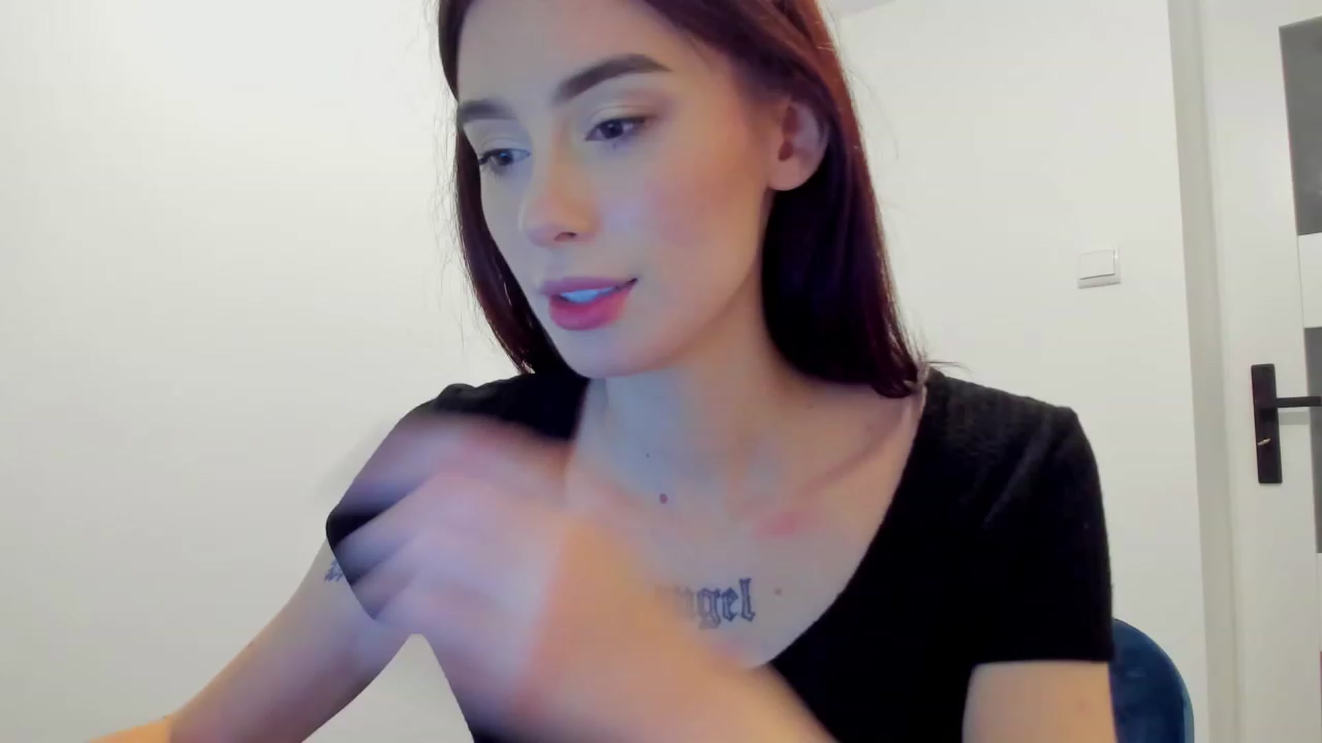 Gallery image thumbnail from YourTinyAngel's myfreecams stream on, 09/24/2023, 18:24 image 12 of 20