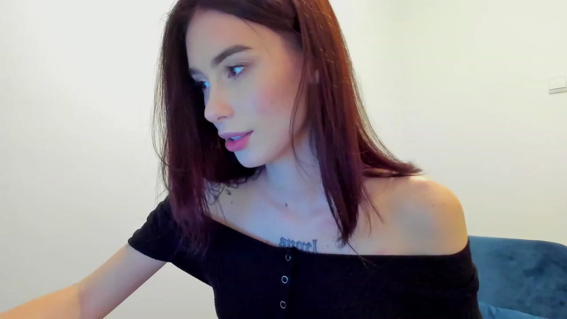 Gallery image thumbnail from YourTinyAngel's myfreecams stream on, 09/24/2023, 18:24 image 10 of 20