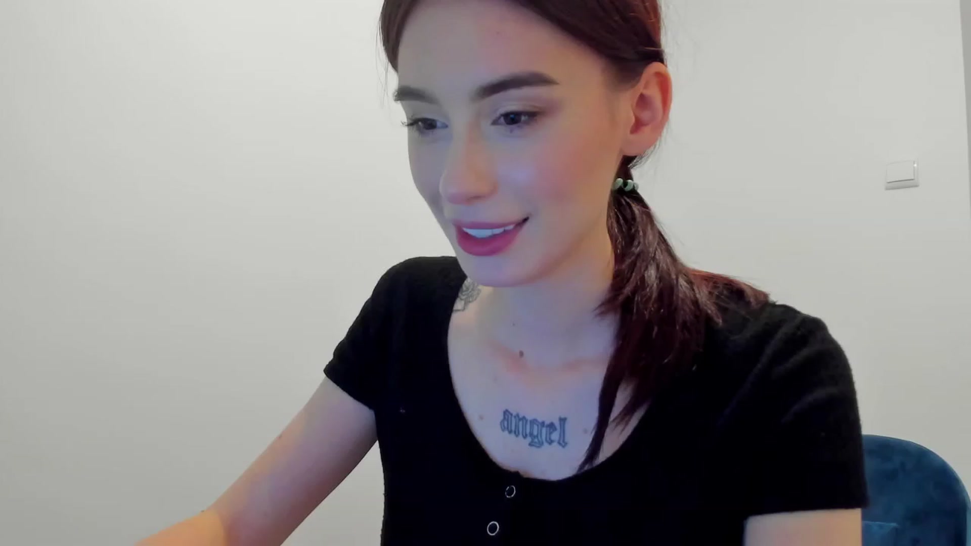 Gallery image thumbnail from YourTinyAngel's myfreecams stream on, 09/24/2023, 20:41 image 11 of 20