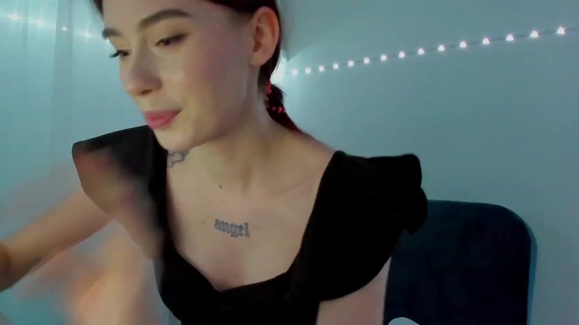 Gallery image thumbnail from YourTinyAngel's myfreecams stream on, 10/21/2023, 24:53 image 4 of 20