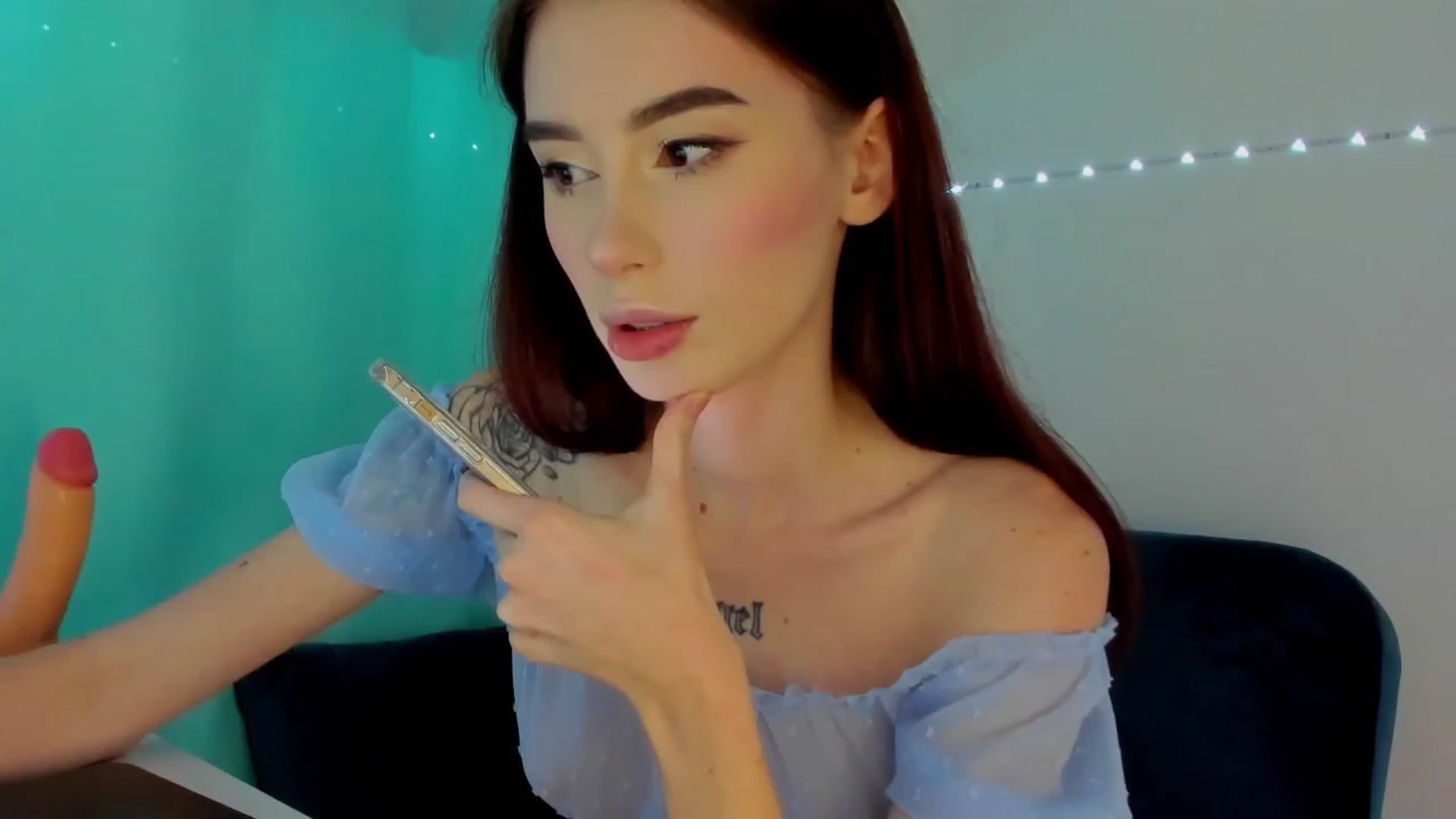 Gallery image thumbnail from YourTinyAngel's myfreecams stream on, 12/19/2023, 18:07 image 14 of 20