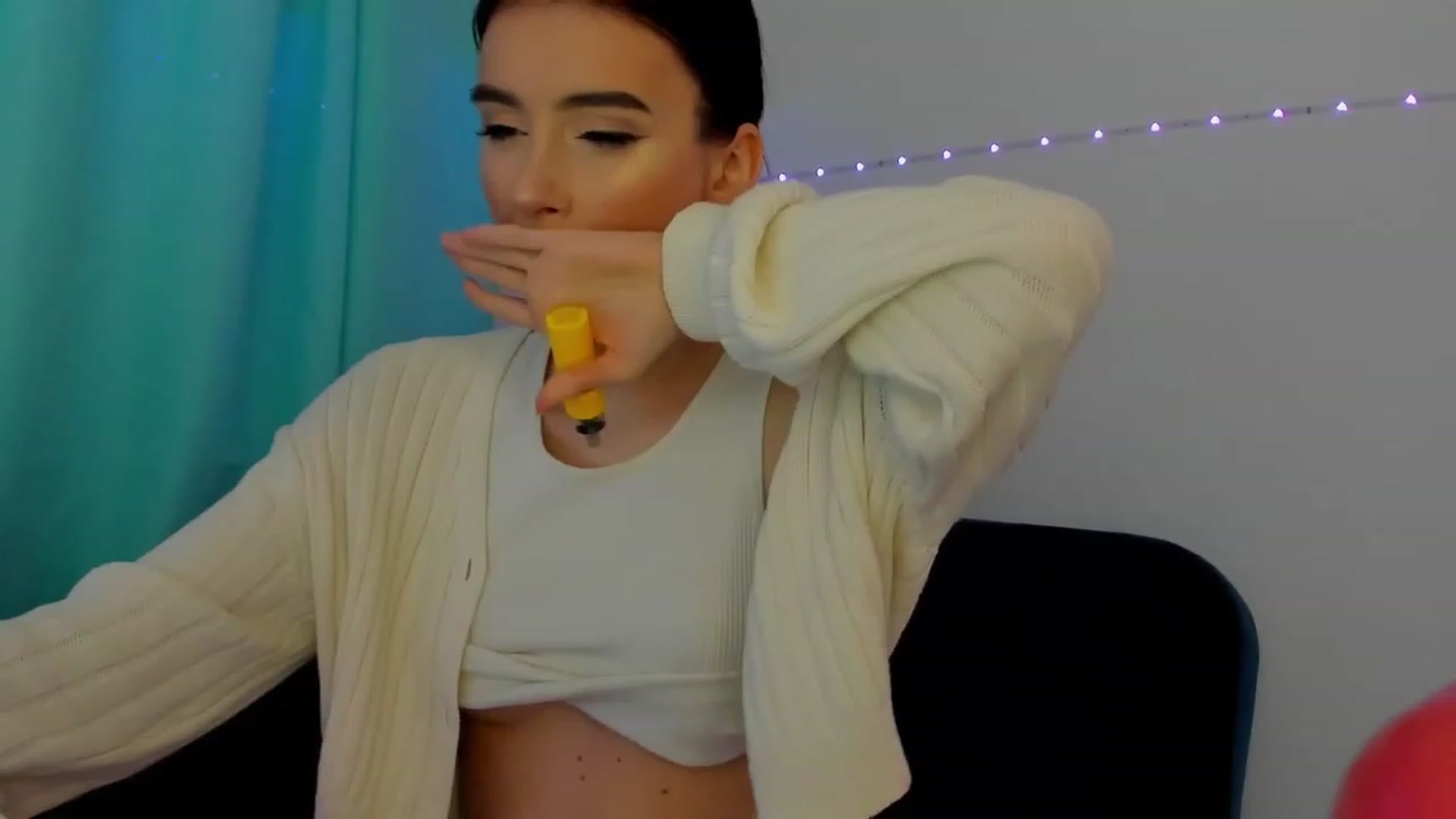 Gallery image thumbnail from YourTinyAngel's myfreecams stream on, 01/17/2024, 23:59 image 3 of 20