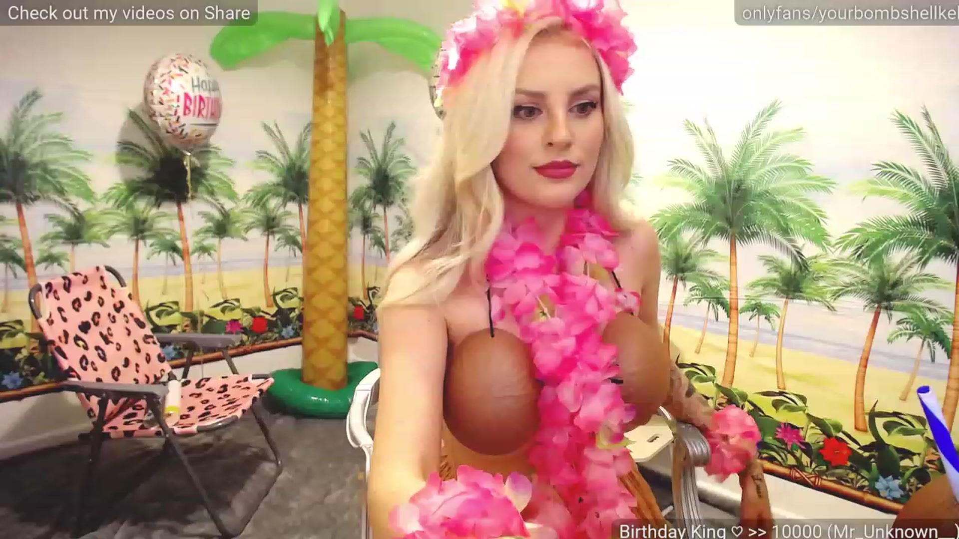 Gallery image thumbnail from YourVitaminK's myfreecams stream on, 01/13/2023, 03:17 image 9 of 20