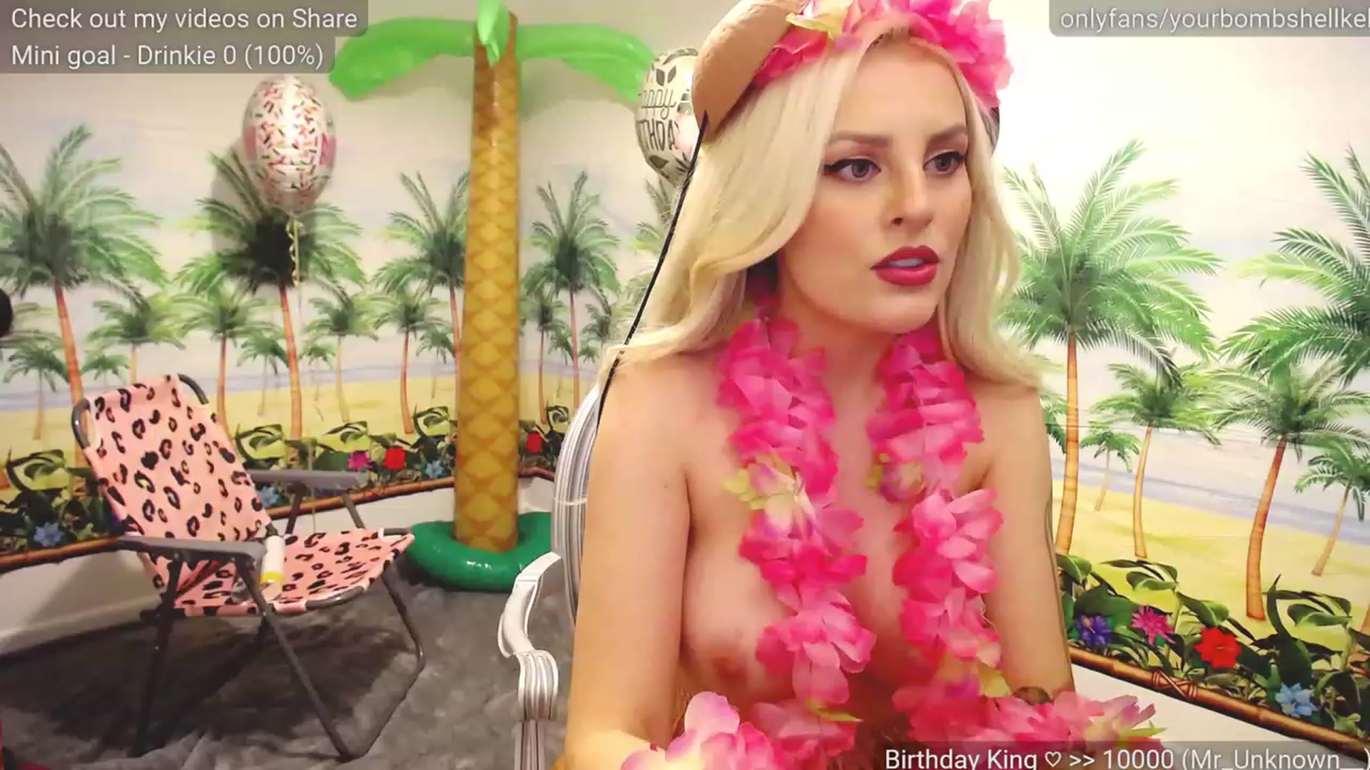 Gallery image thumbnail from YourVitaminK's myfreecams stream on, 01/13/2023, 03:17 image 15 of 20