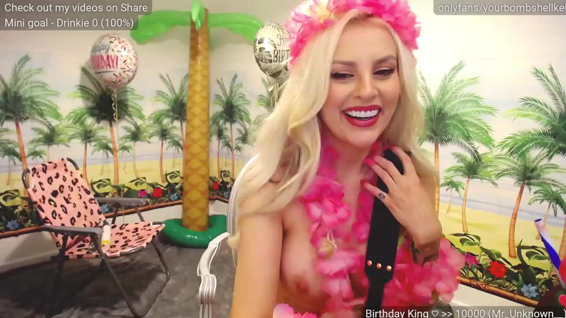 Gallery image thumbnail from YourVitaminK's myfreecams stream on, 01/13/2023, 03:15 image 17 of 20