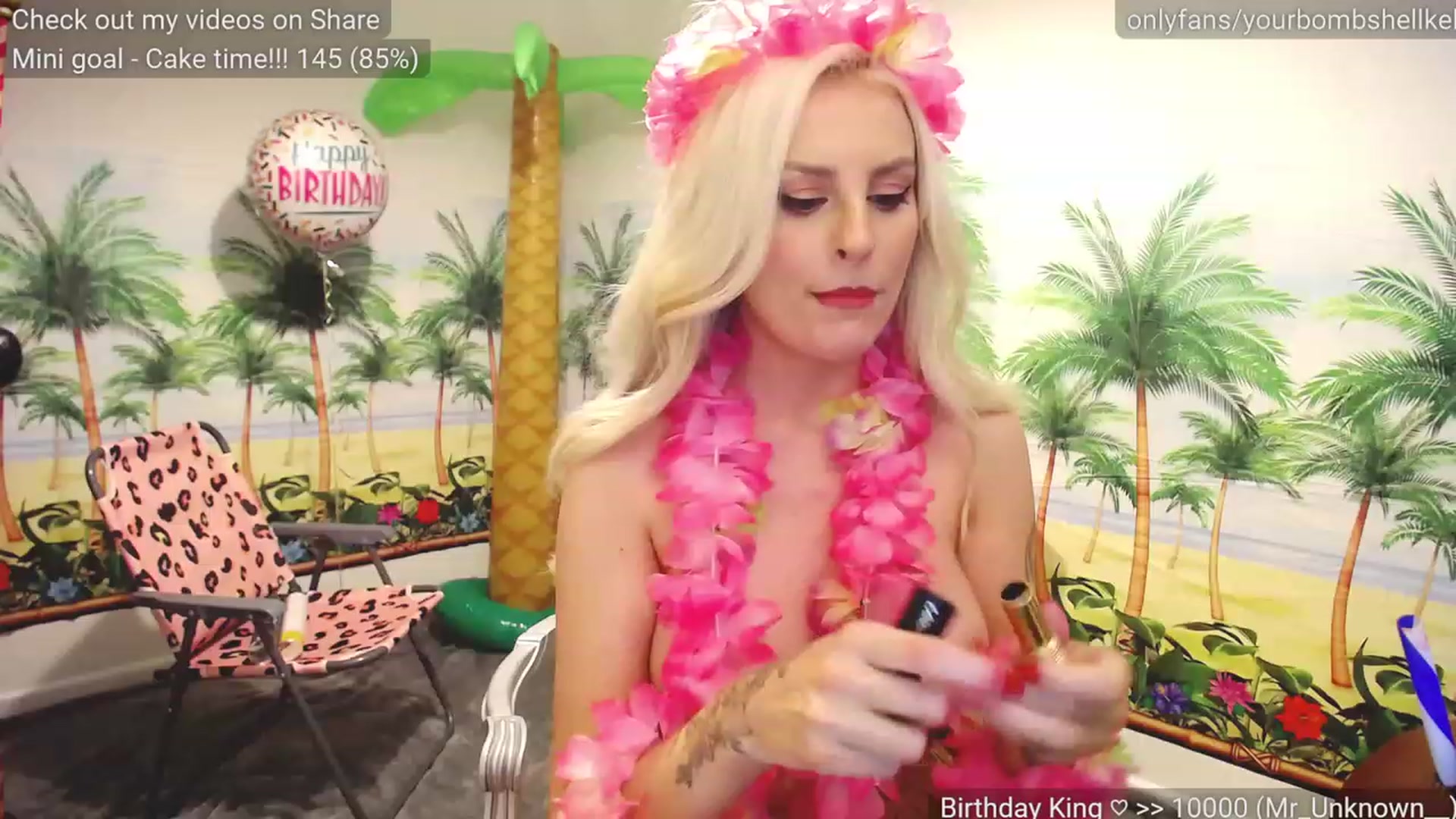Gallery image thumbnail from YourVitaminK's myfreecams stream on, 01/13/2023, 03:16 image 14 of 20