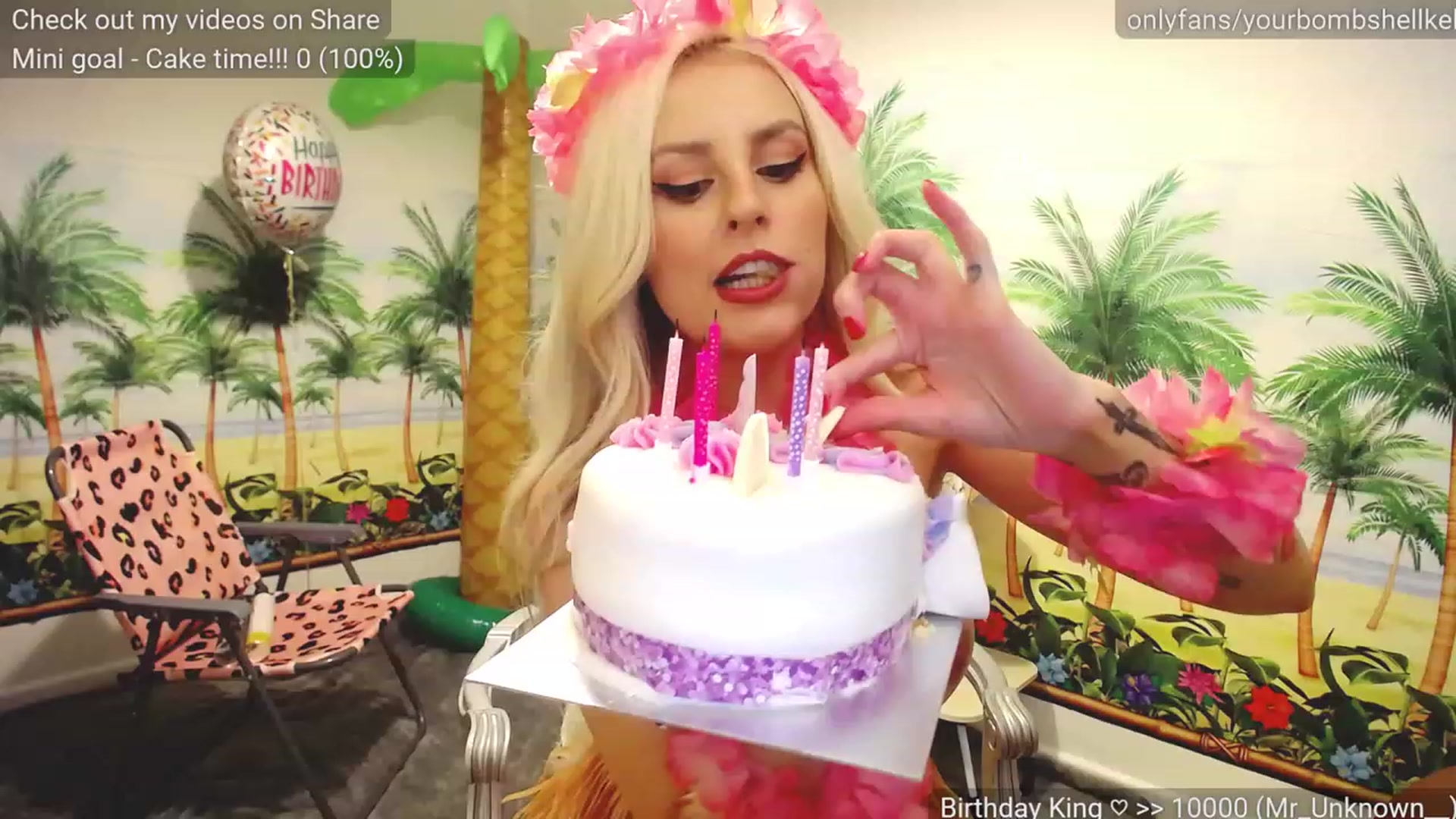 Gallery image thumbnail from YourVitaminK's myfreecams stream on, 01/13/2023, 03:16 image 2 of 20