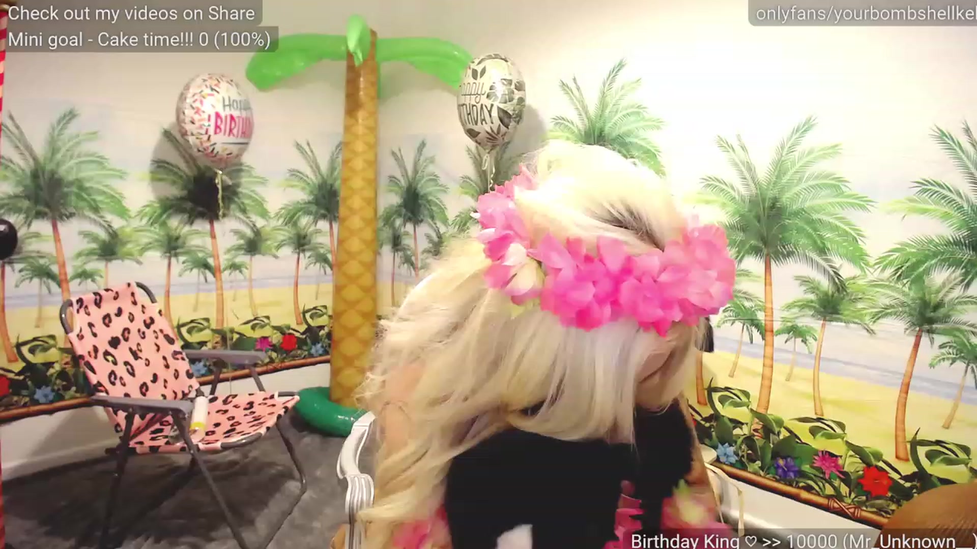 Gallery image thumbnail from YourVitaminK's myfreecams stream on, 01/13/2023, 03:16 image 11 of 20