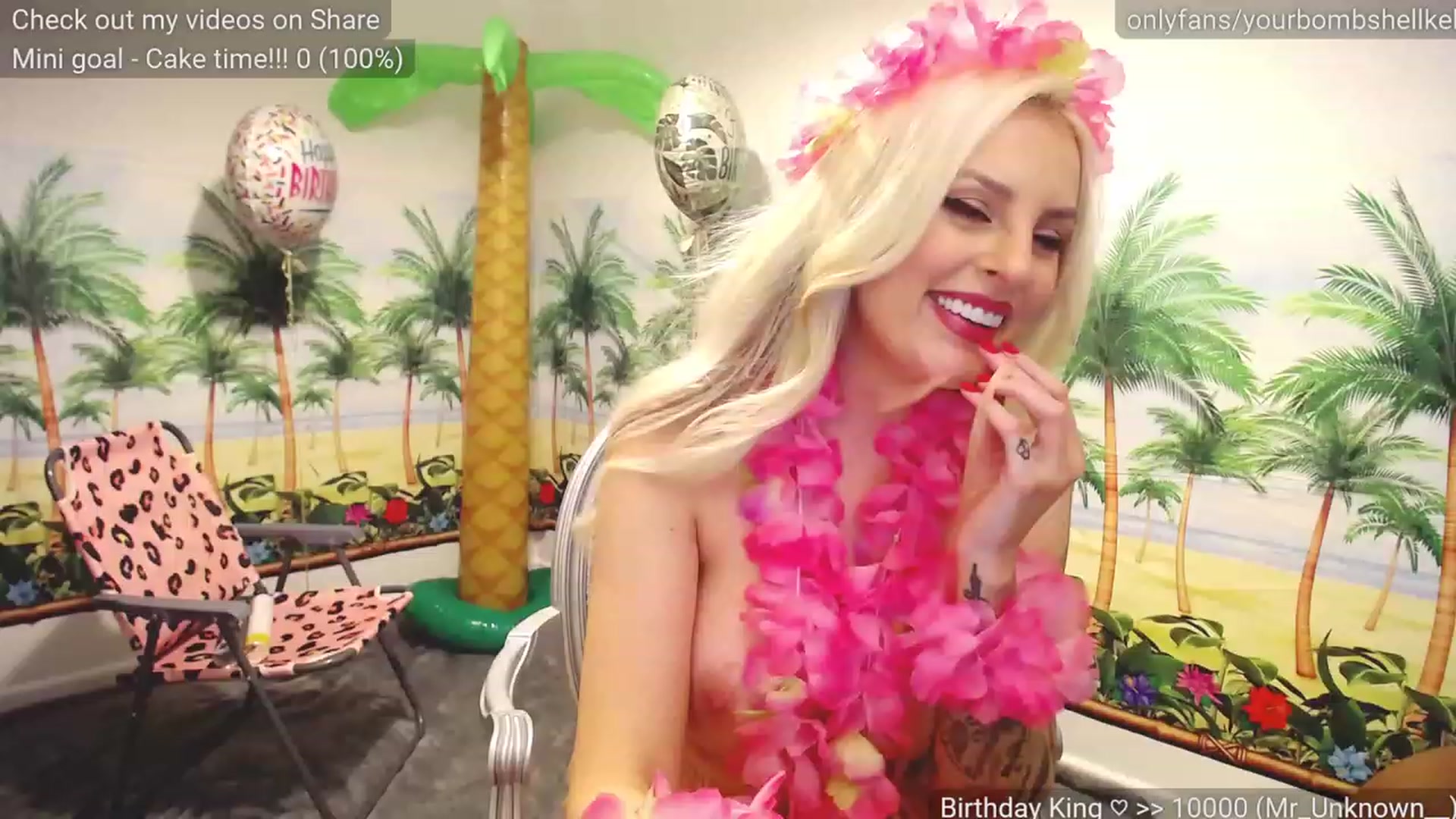 Gallery image thumbnail from YourVitaminK's myfreecams stream on, 01/13/2023, 03:16 image 14 of 20
