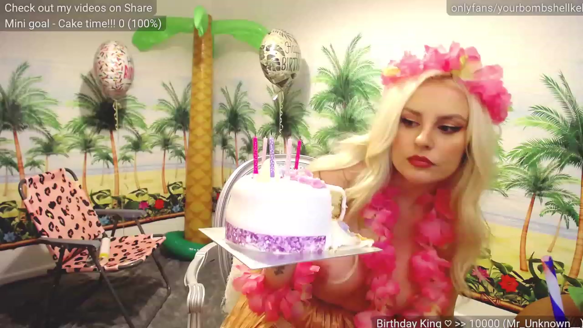 Gallery image thumbnail from YourVitaminK's myfreecams stream on, 01/13/2023, 03:16 image 3 of 20
