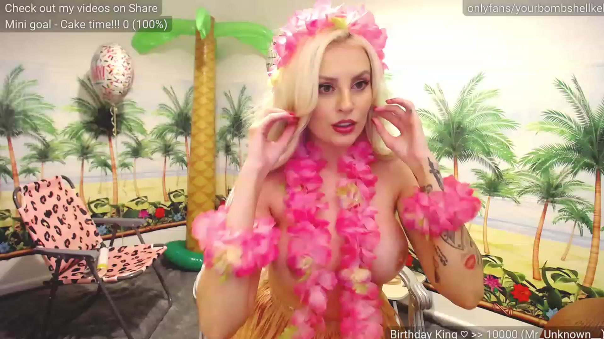 Gallery image thumbnail from YourVitaminK's myfreecams stream on, 01/13/2023, 03:16 image 12 of 20