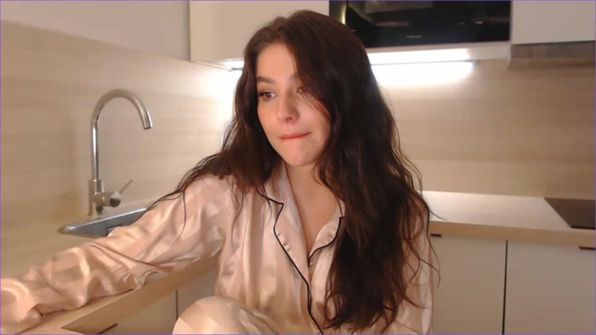 Gallery image thumbnail from Your_AmyX's myfreecams stream on, 11/16/2022, 19:53 image 4 of 20