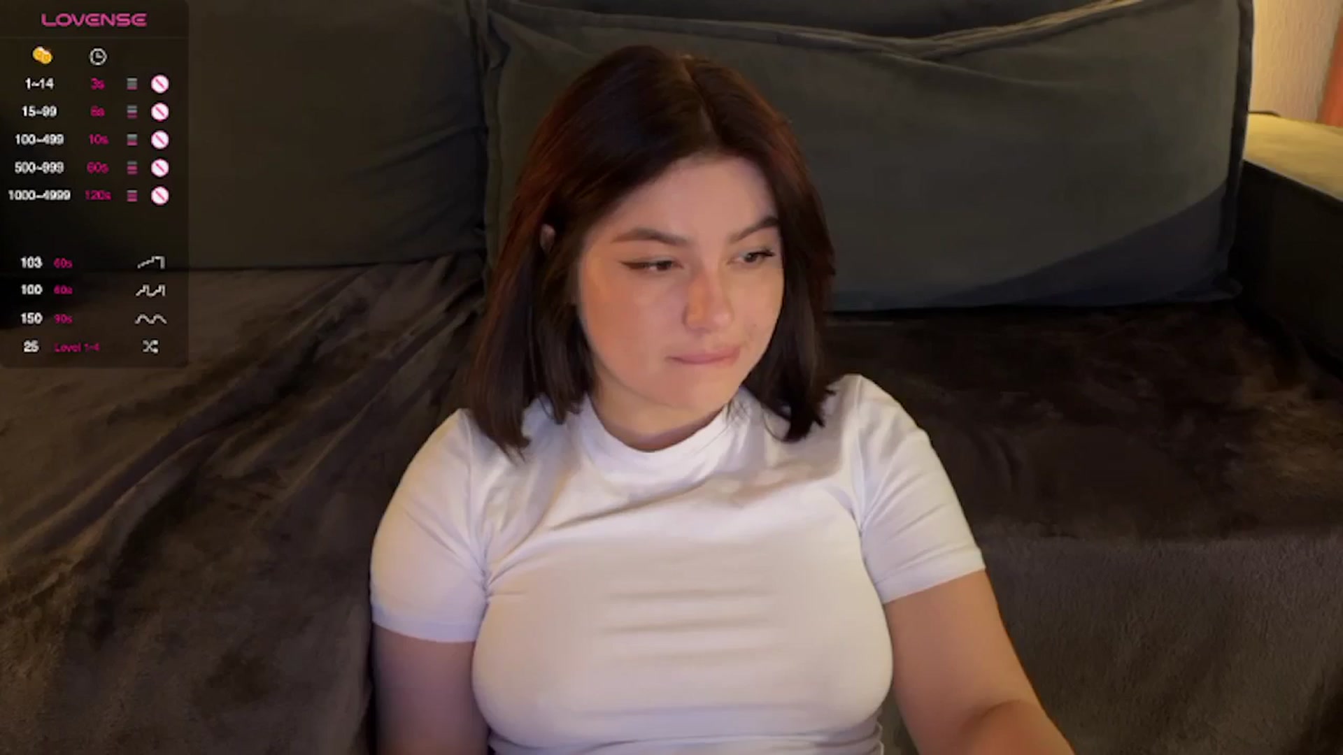 Gallery image thumbnail from Your_AmyX's myfreecams stream on, 12/17/2024, 14:21 image 14 of 20