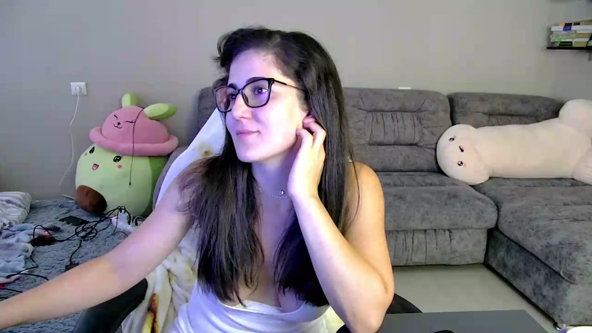 Gallery image thumbnail from Your_Angell's myfreecams stream on, 08/28/2026, 07:06 image 19 of 20
