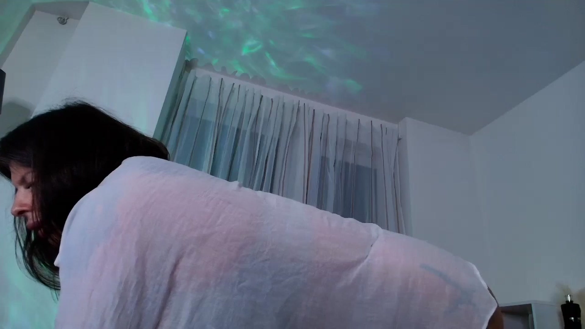 Gallery image thumbnail from Your_Chloe's myfreecams stream on, 10/06/2024, 19:50 image 16 of 20