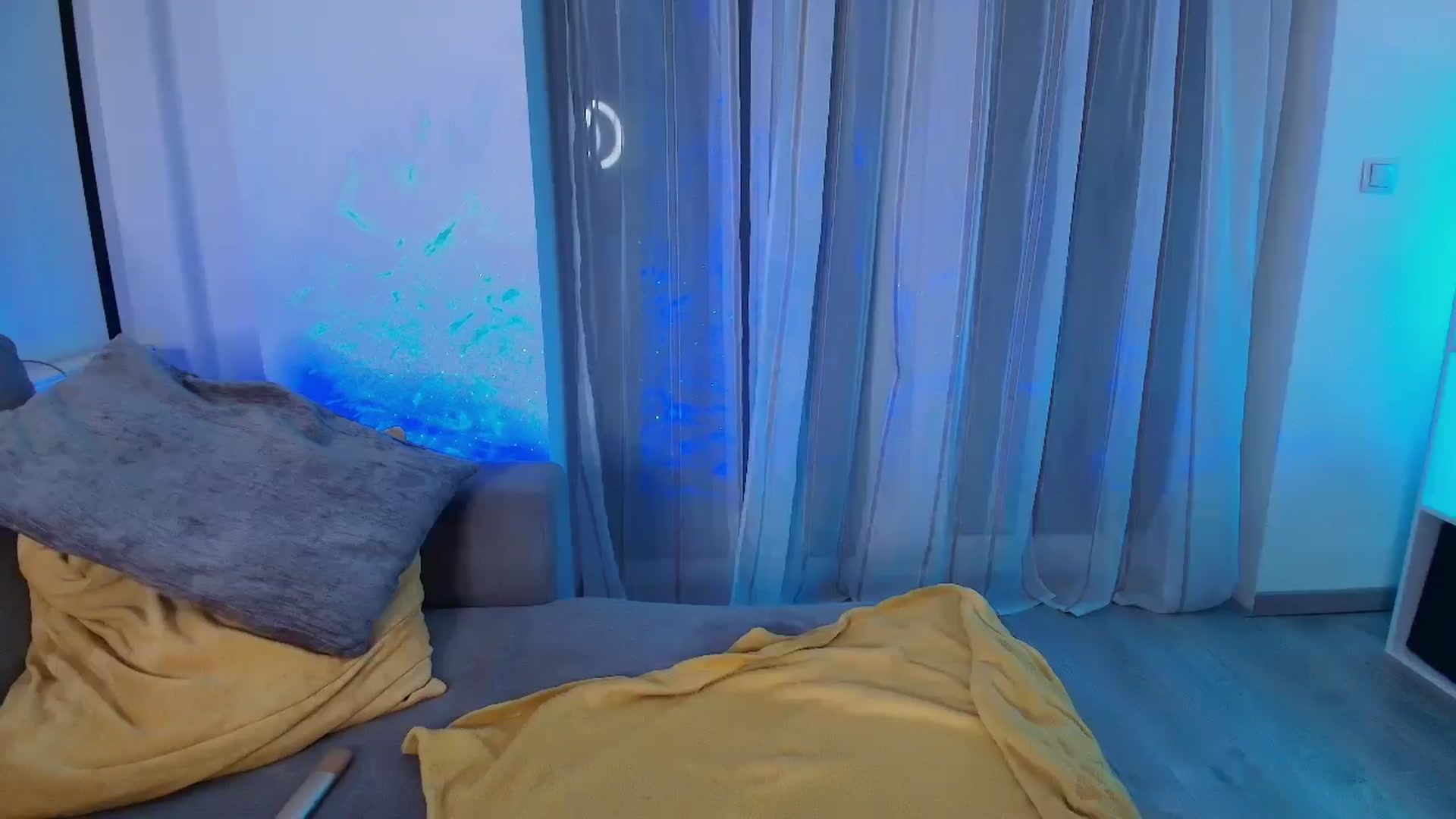 Gallery image thumbnail from Your_Chloe's myfreecams stream on, 01/13/2025, 21:19 image 20 of 20