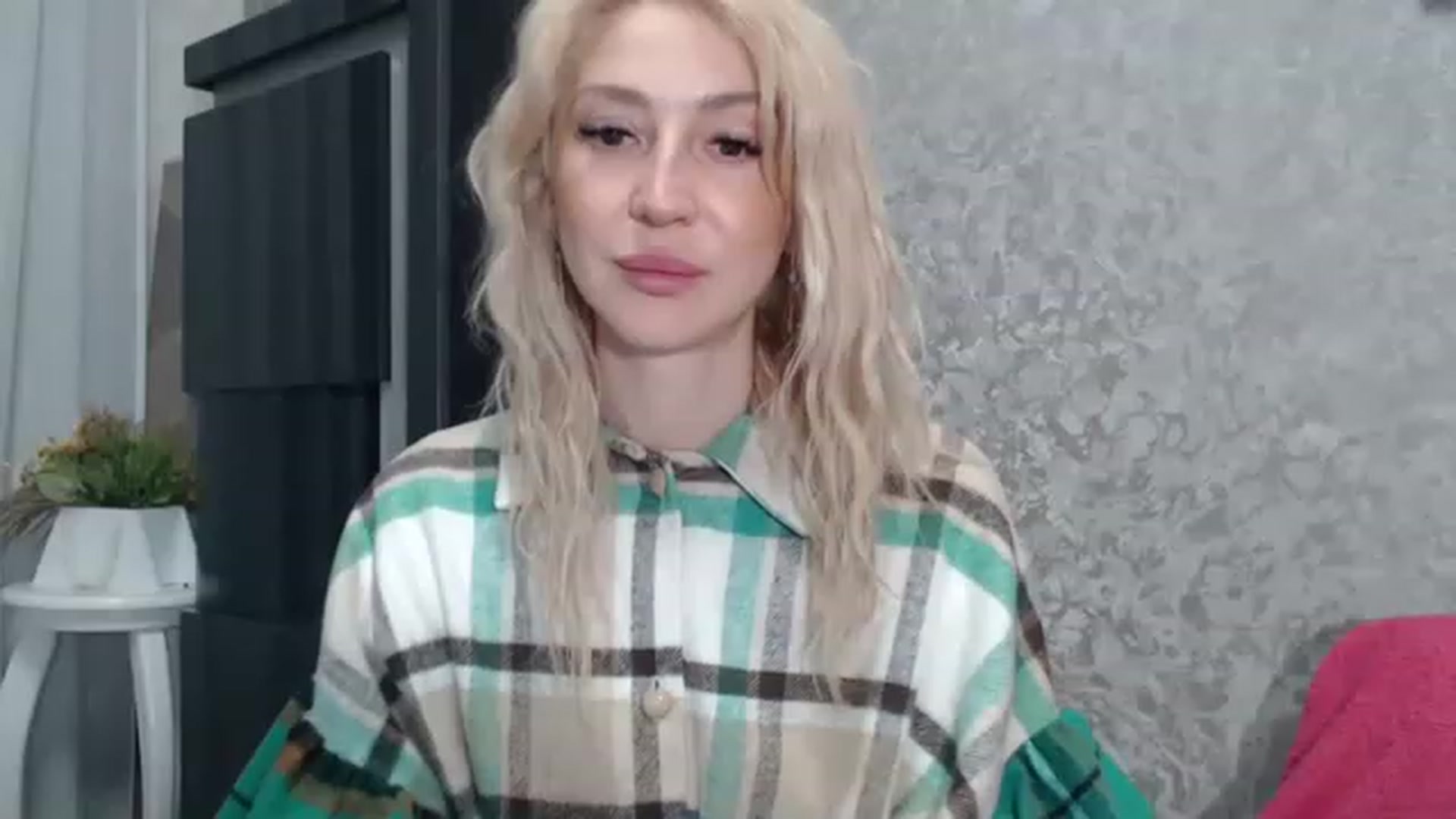 Gallery image thumbnail from Your_Eyes__'s myfreecams stream on, 03/13/2023, 21:13 image 4 of 20