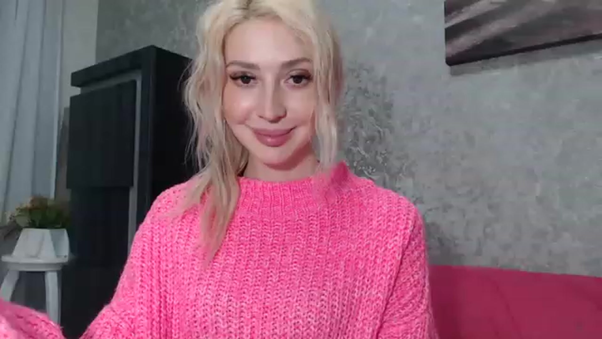Gallery image thumbnail from Your_Eyes__'s myfreecams stream on, 03/14/2023, 18:35 image 2 of 20