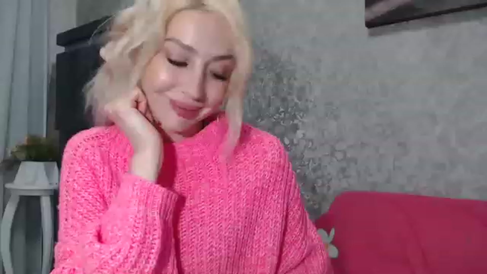 Gallery image thumbnail from Your_Eyes__'s myfreecams stream on, 03/14/2023, 18:35 image 12 of 20