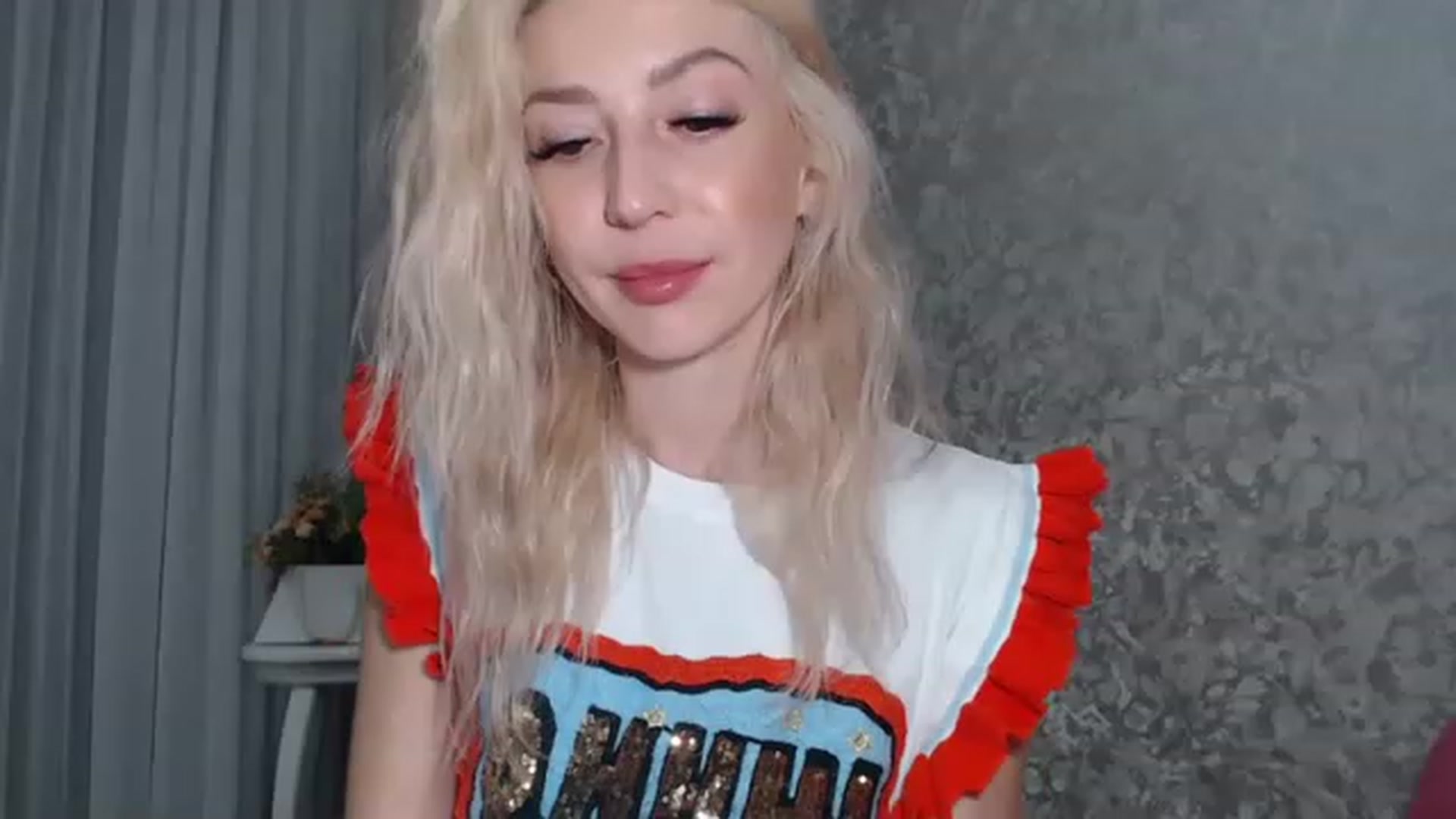 Gallery image thumbnail from Your_Eyes__'s myfreecams stream on, 04/21/2023, 20:07 image 13 of 20