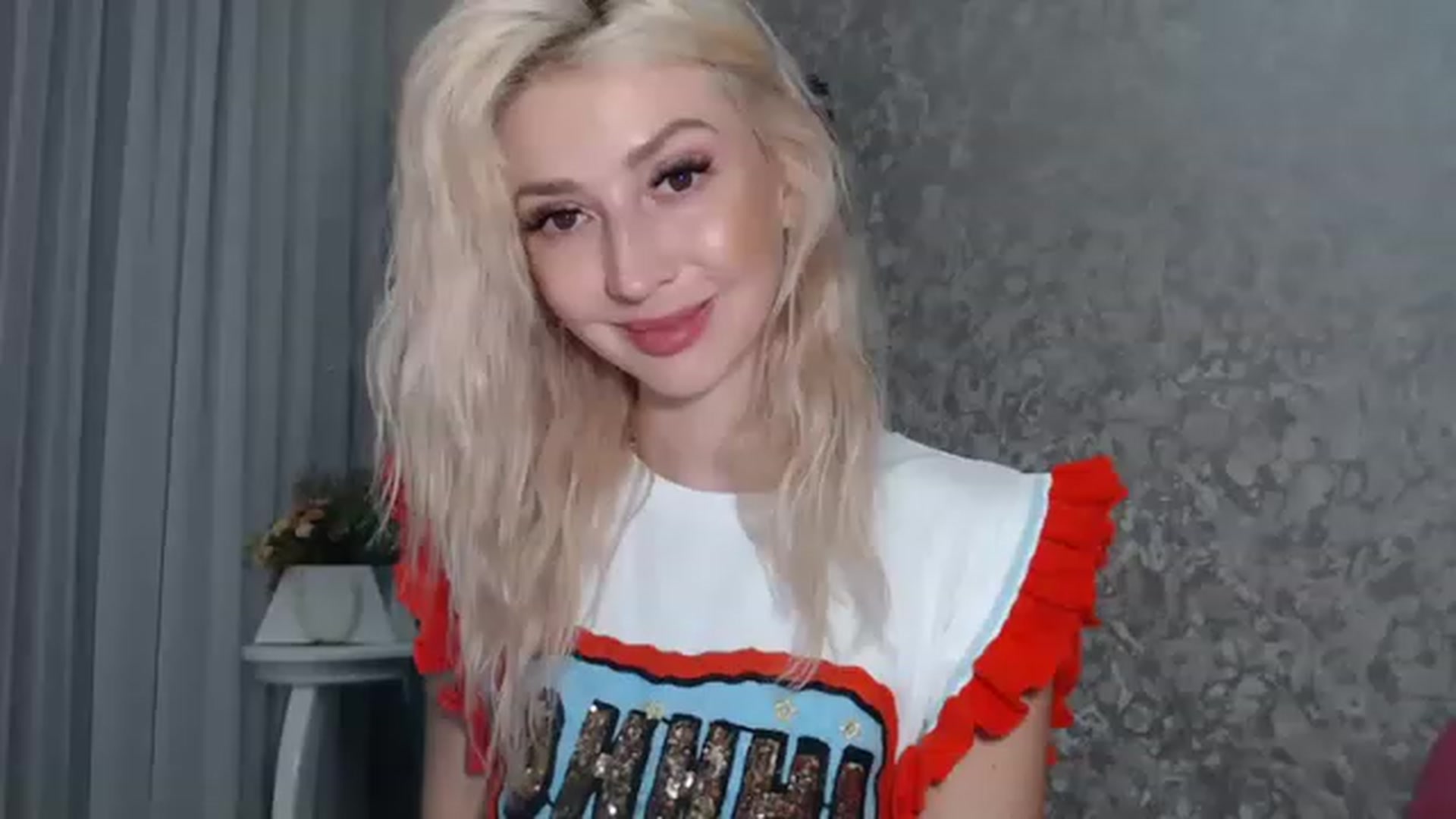 Gallery image thumbnail from Your_Eyes__'s myfreecams stream on, 04/21/2023, 20:07 image 1 of 20