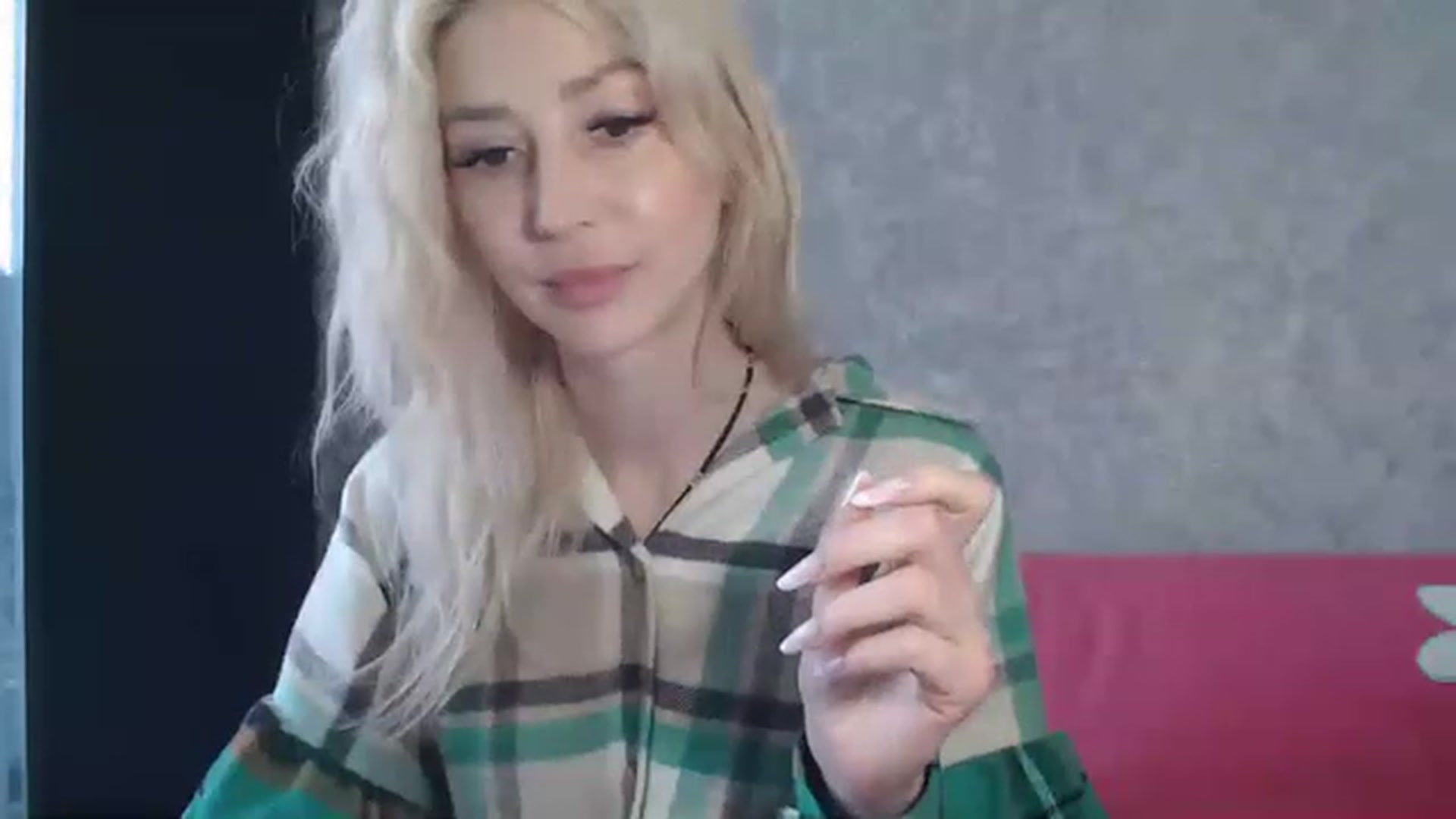 Gallery image thumbnail from Your_Eyes__'s myfreecams stream on, 04/22/2023, 12:28 image 19 of 20