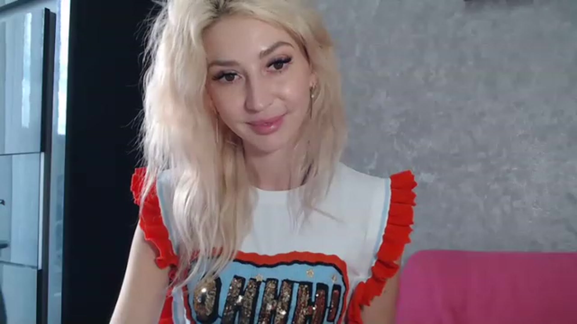Gallery image thumbnail from Your_Eyes__'s myfreecams stream on, 04/22/2023, 15:55 image 6 of 20