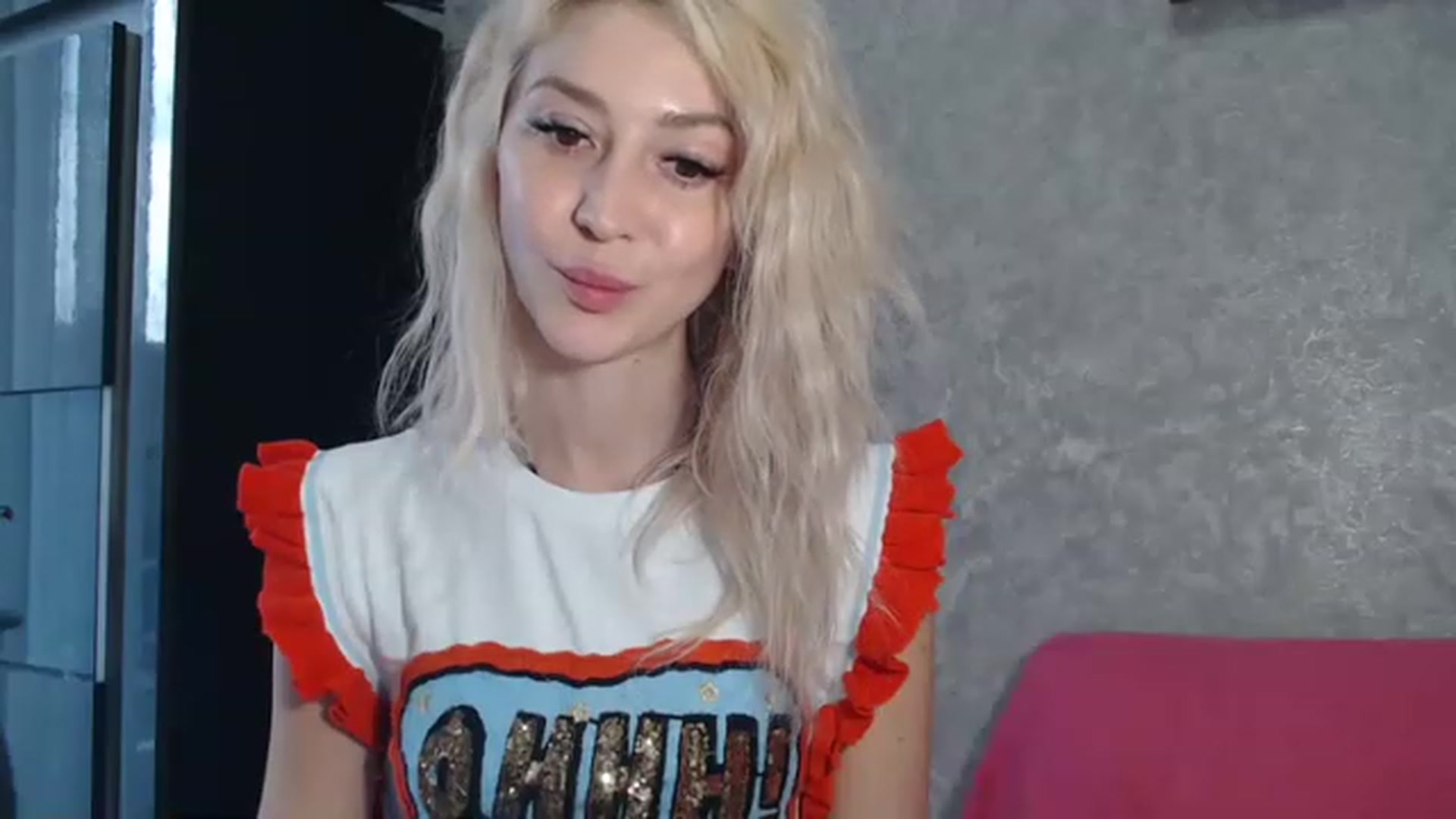 Gallery image thumbnail from Your_Eyes__'s myfreecams stream on, 04/22/2023, 15:55 image 19 of 20