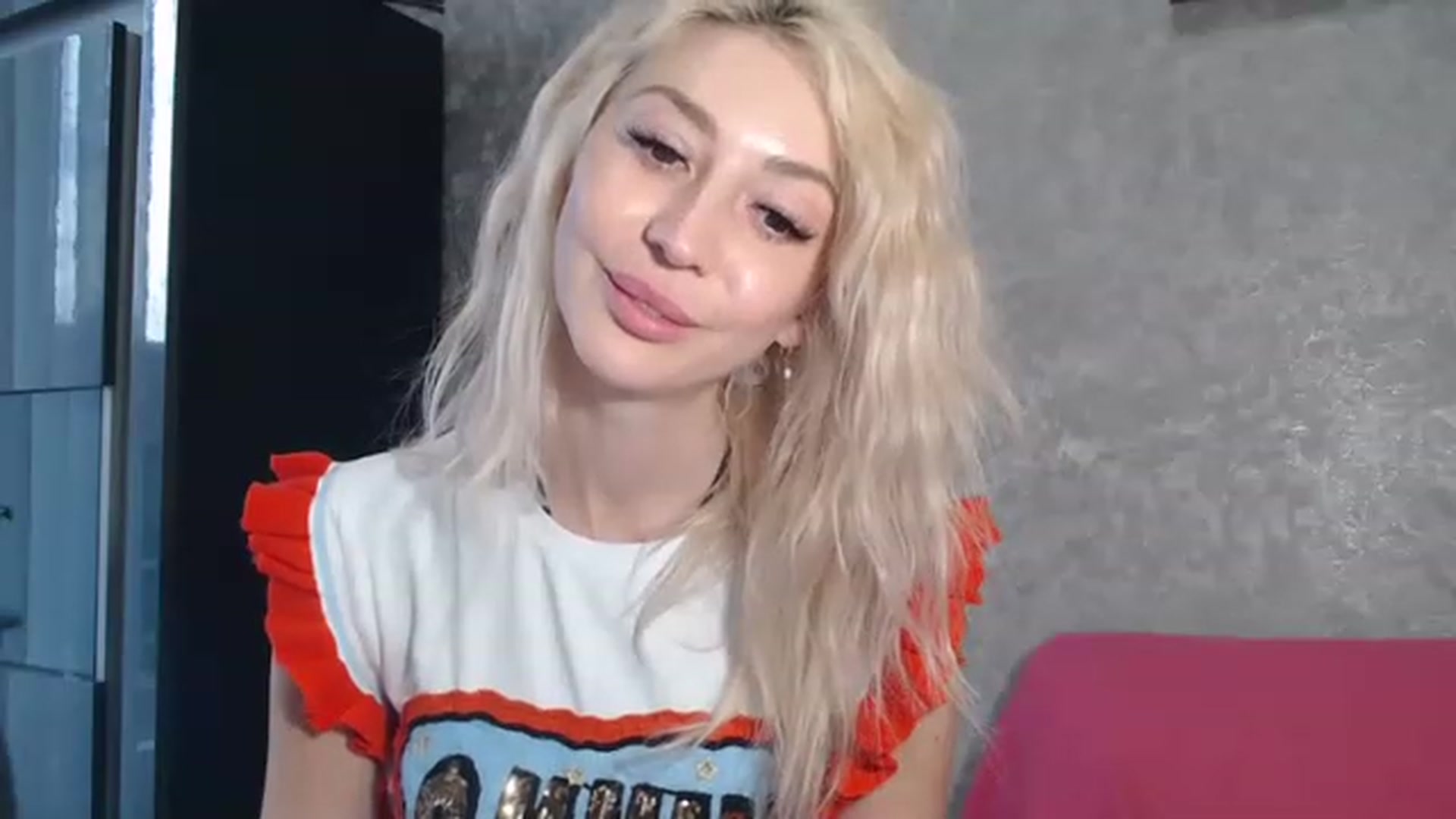 Gallery image thumbnail from Your_Eyes__'s myfreecams stream on, 04/22/2023, 15:55 image 20 of 20