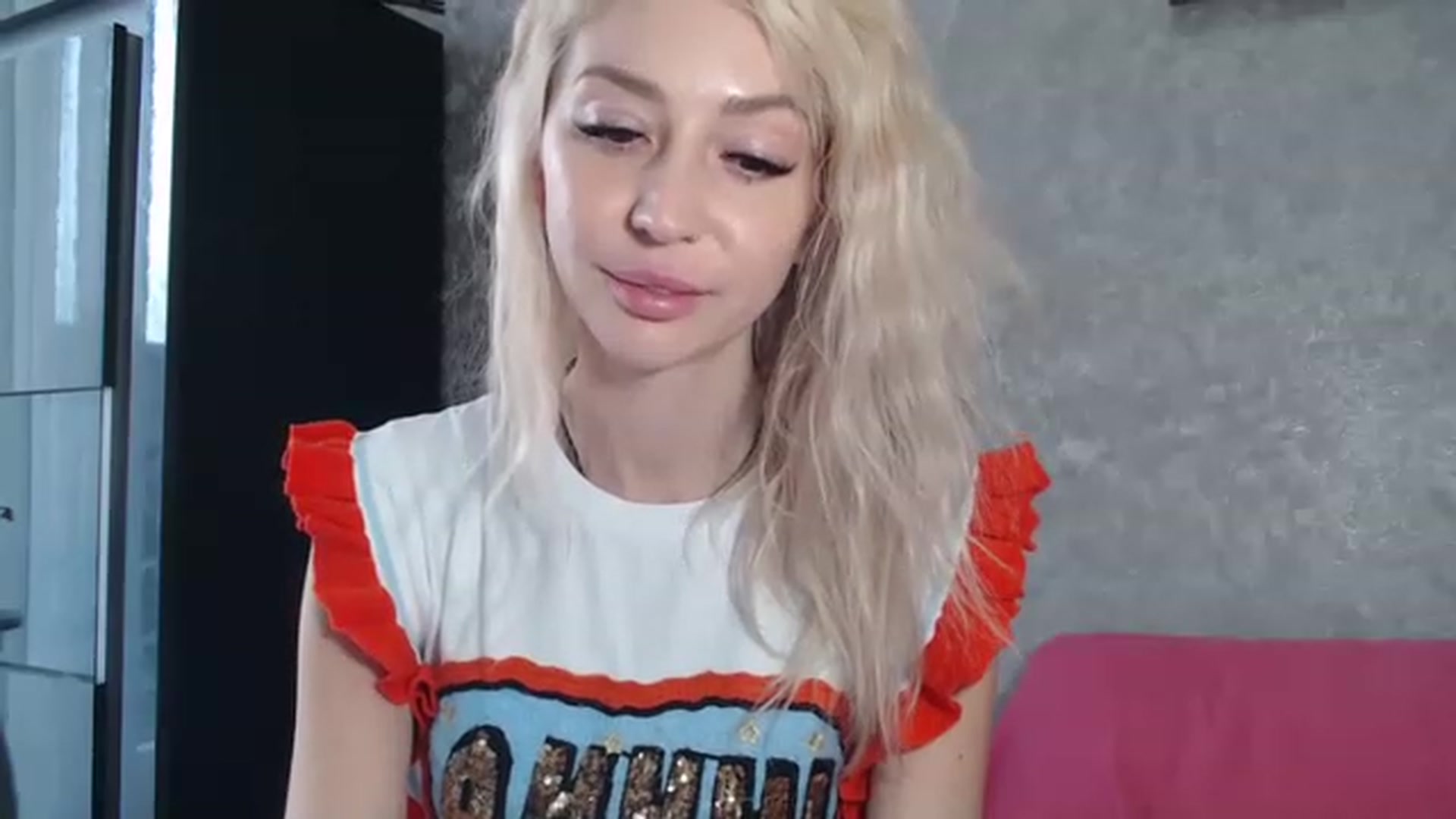 Gallery image thumbnail from Your_Eyes__'s myfreecams stream on, 04/22/2023, 15:55 image 15 of 20