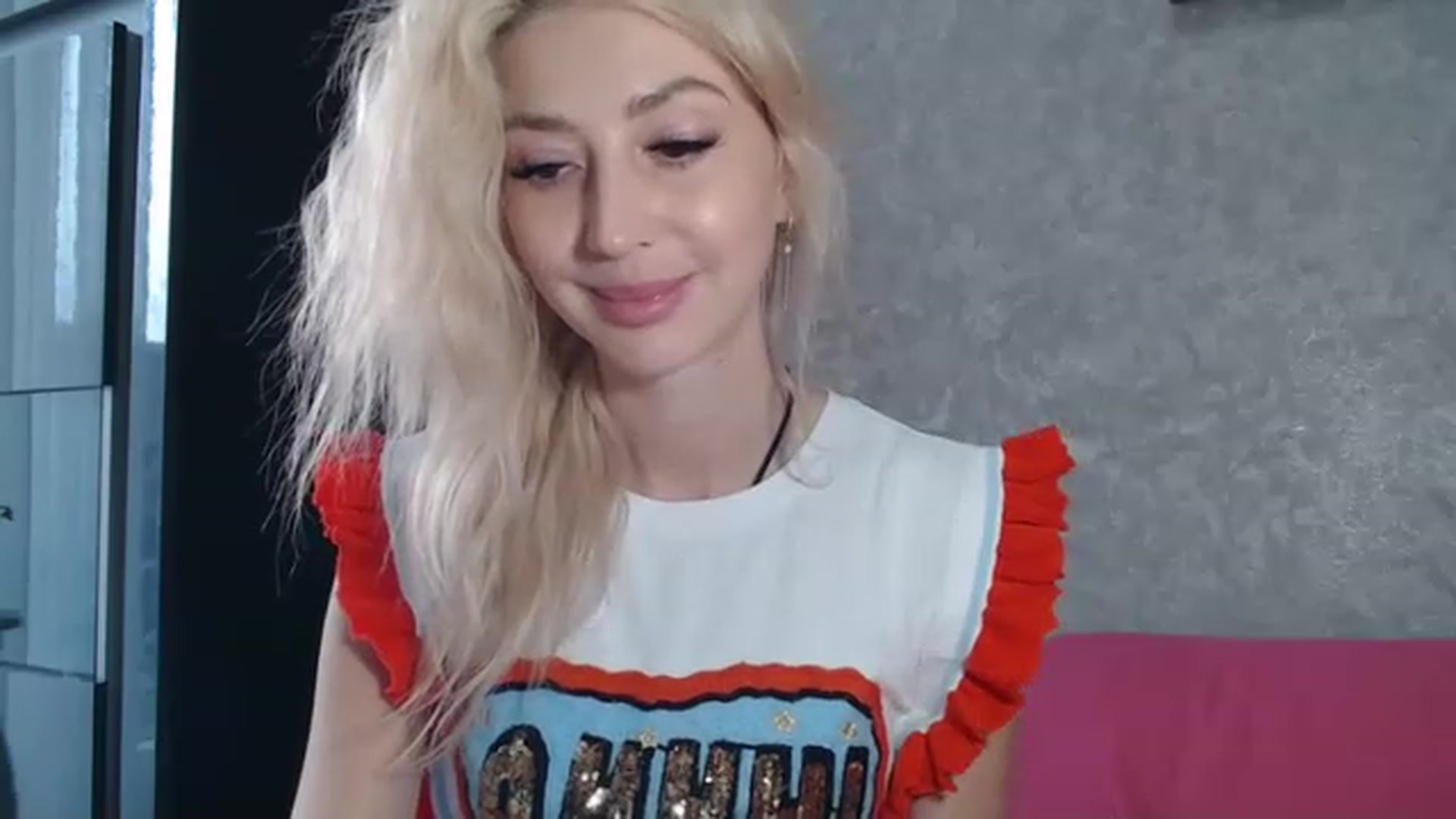 Gallery image thumbnail from Your_Eyes__'s myfreecams stream on, 04/22/2023, 15:55 image 13 of 20
