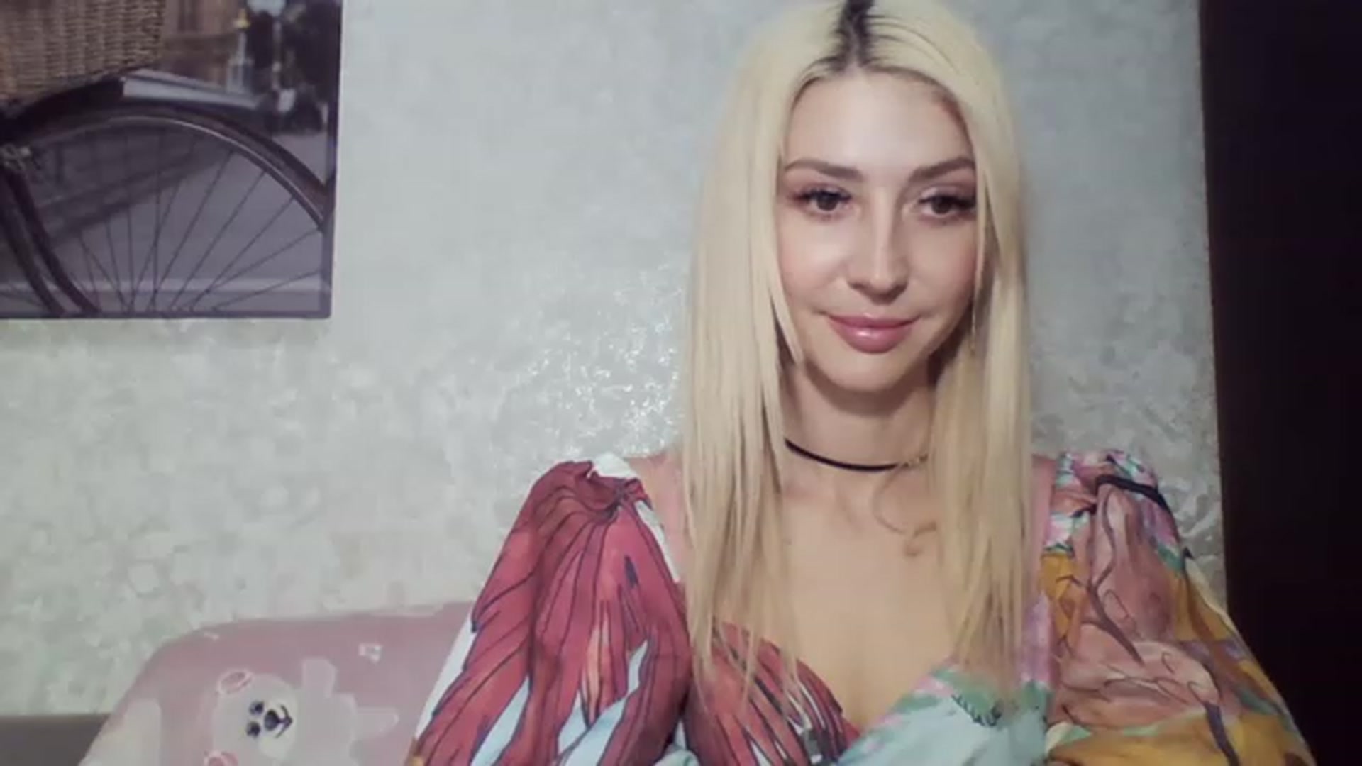Gallery image thumbnail from Your_Eyes__'s myfreecams stream on, 04/26/2023, 17:23 image 19 of 20